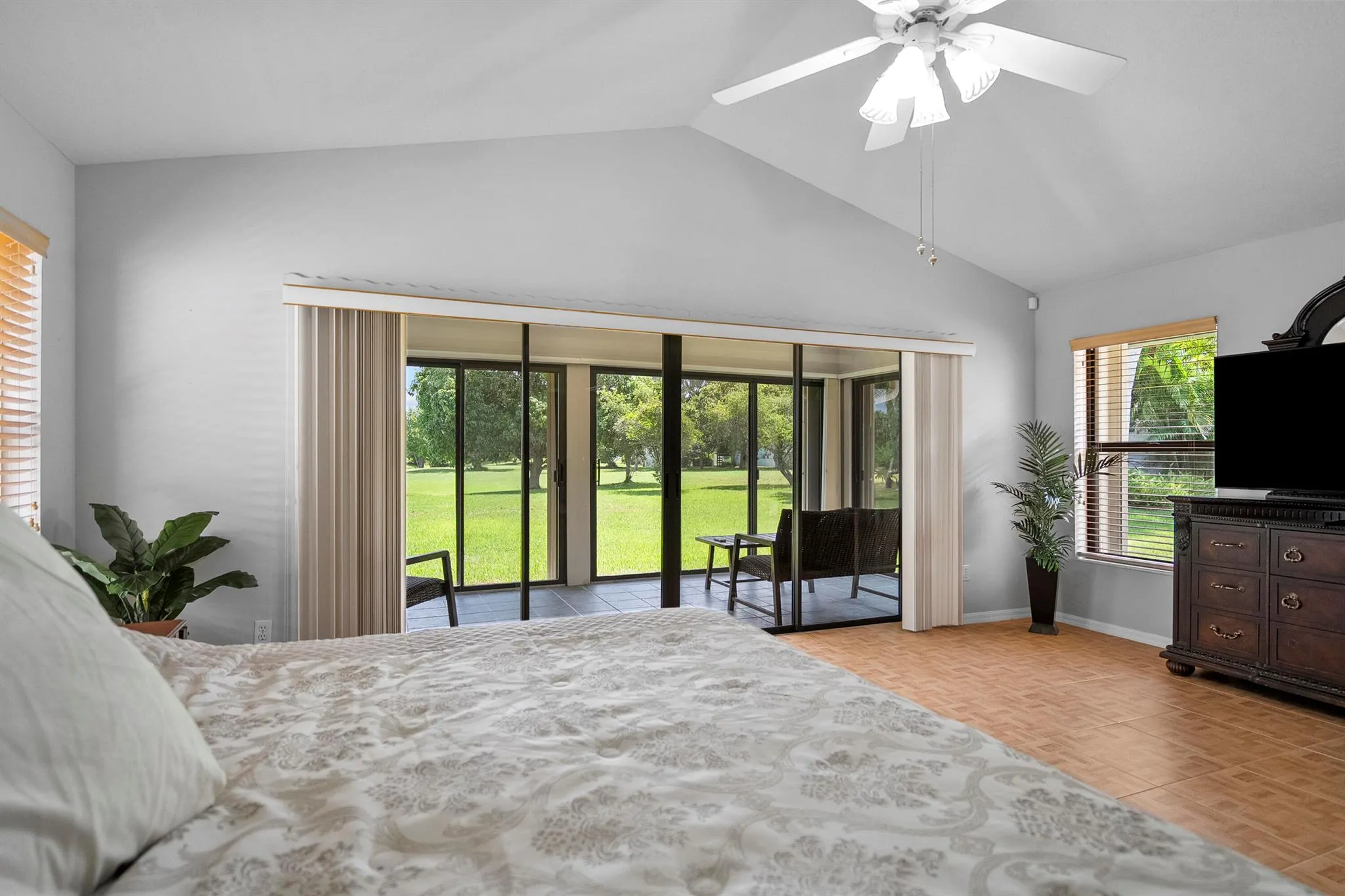 304 NE Elm Terrace