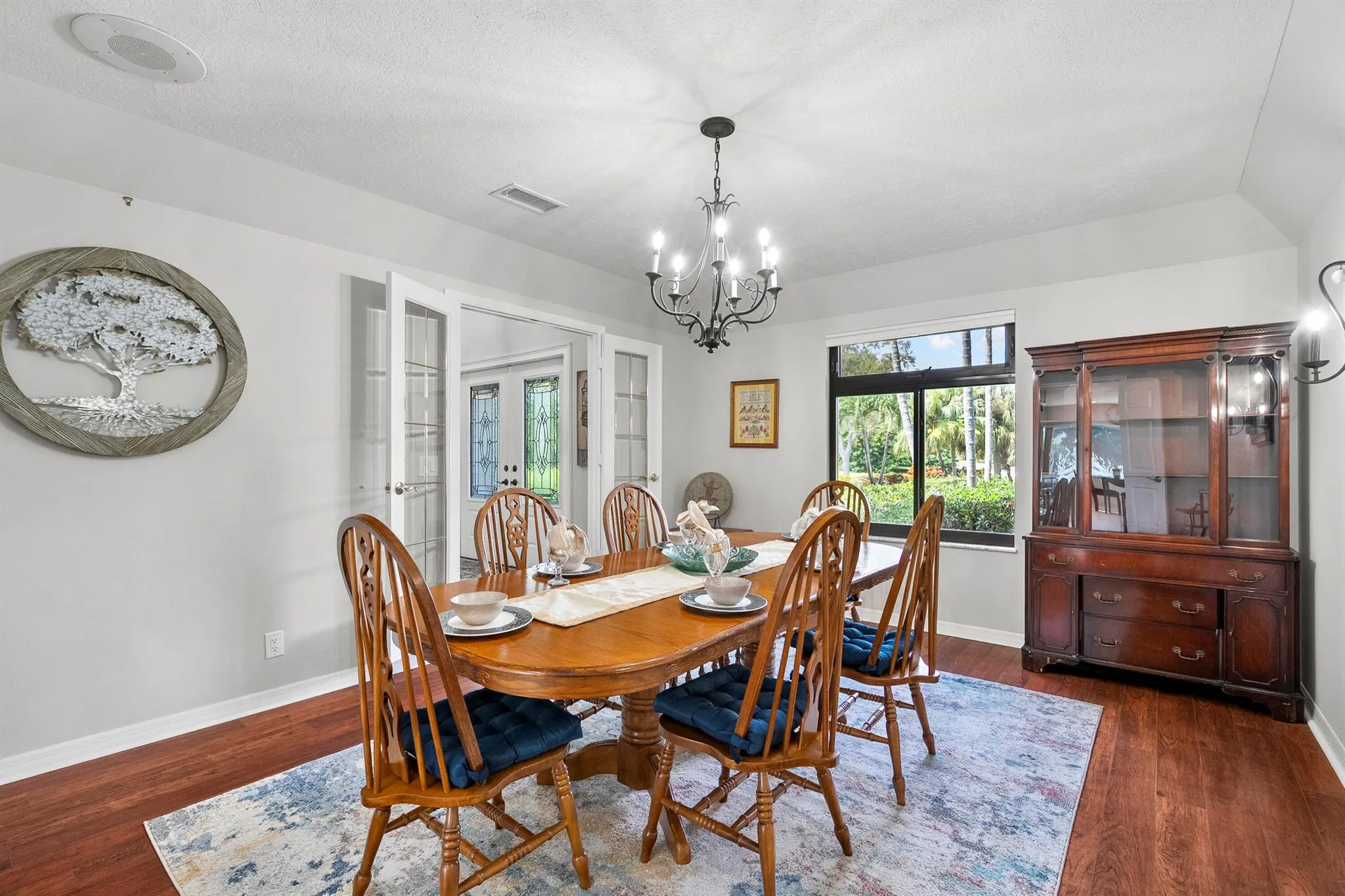 304 NE Elm Terrace