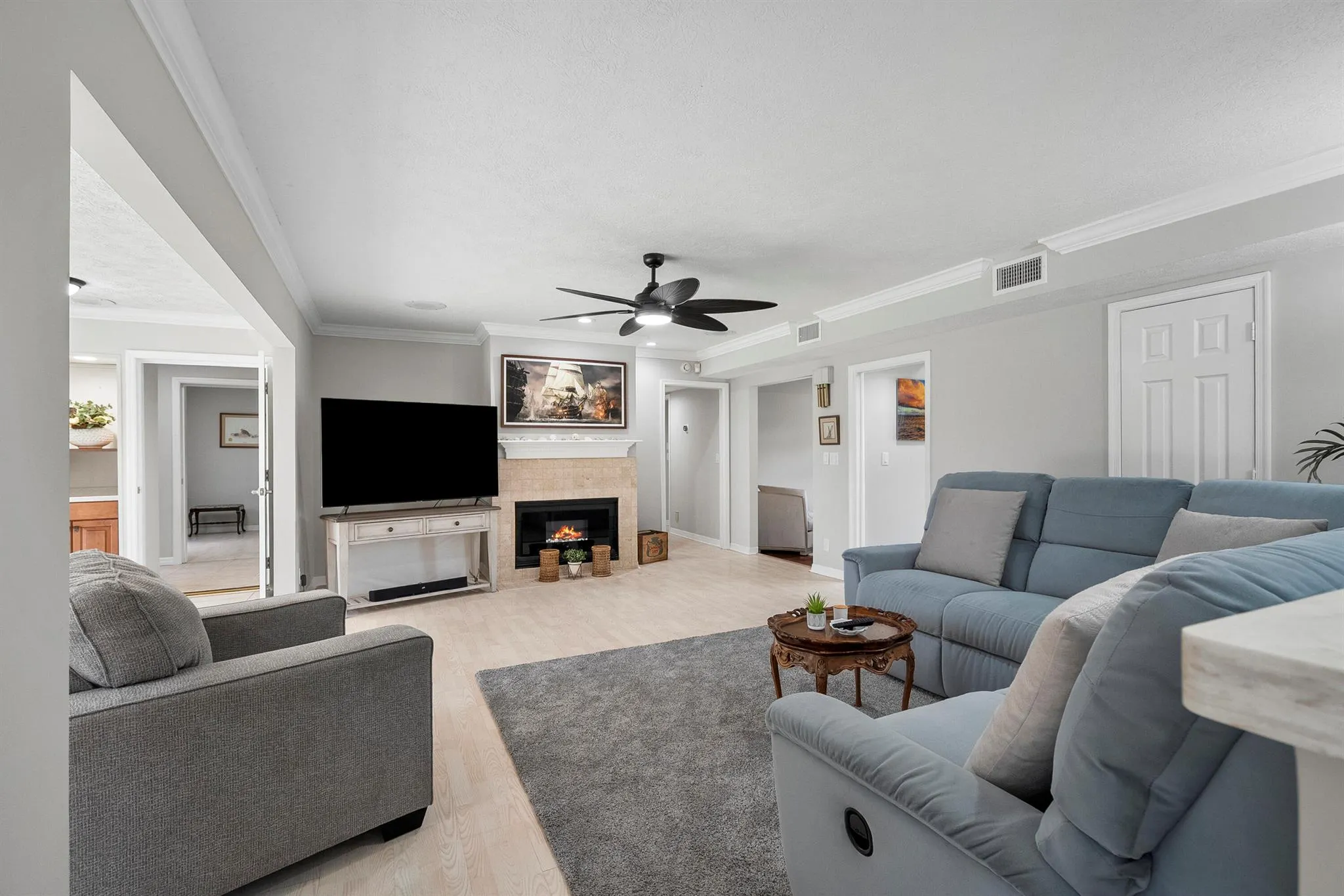 304 NE Elm Terrace