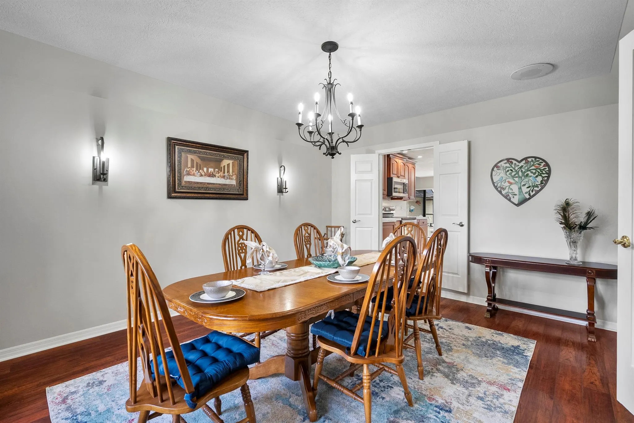 304 NE Elm Terrace