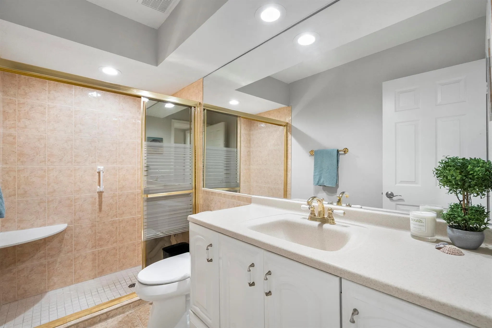 304 NE Elm Terrace