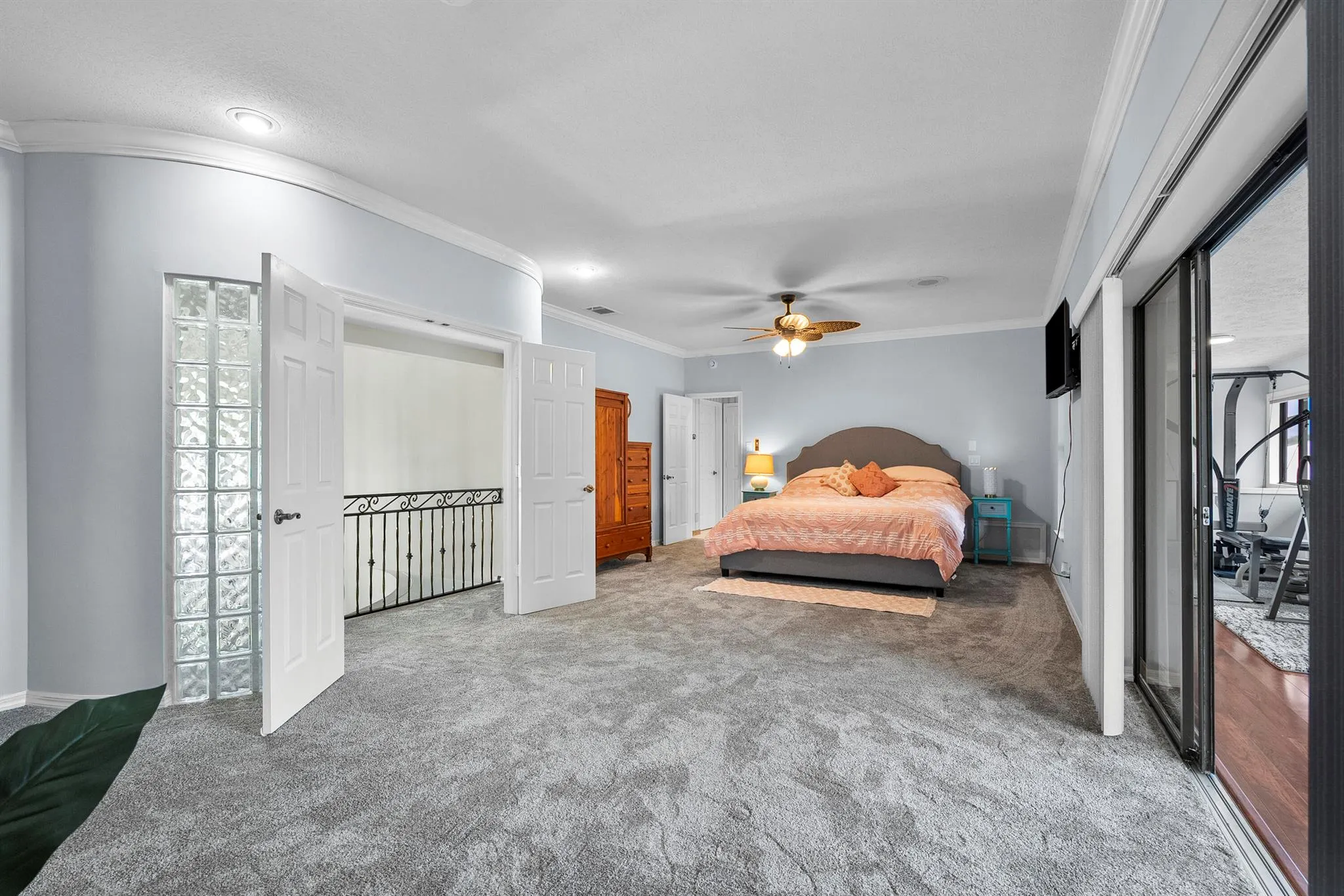 304 NE Elm Terrace