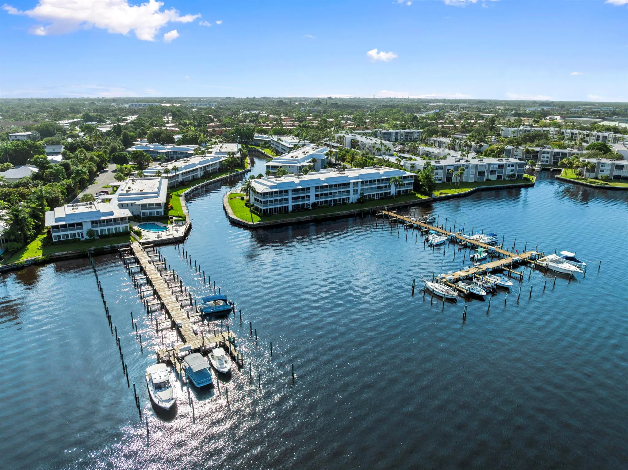 1862 SW Palm City Road, #206