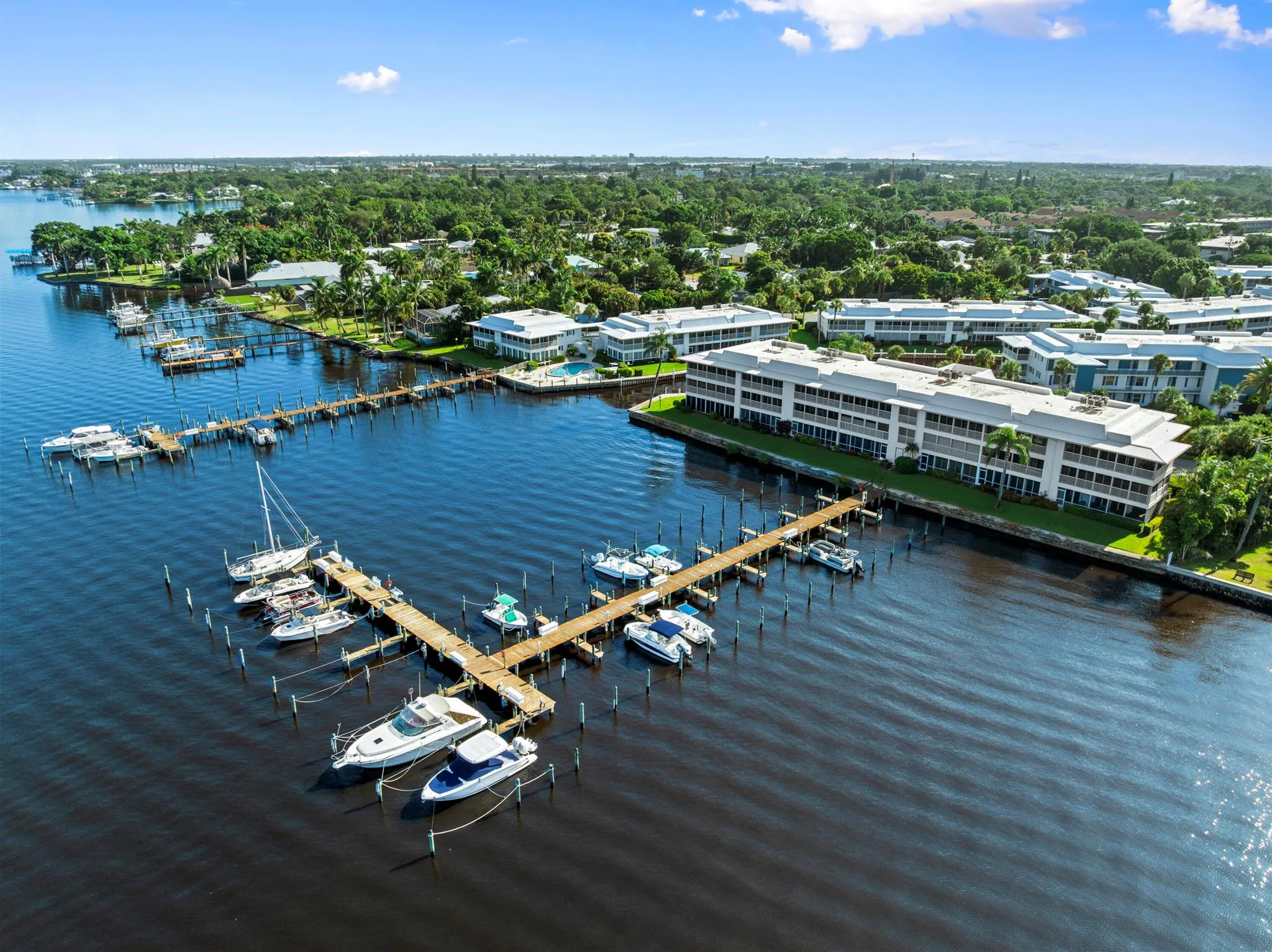 1862 SW Palm City Road, #206