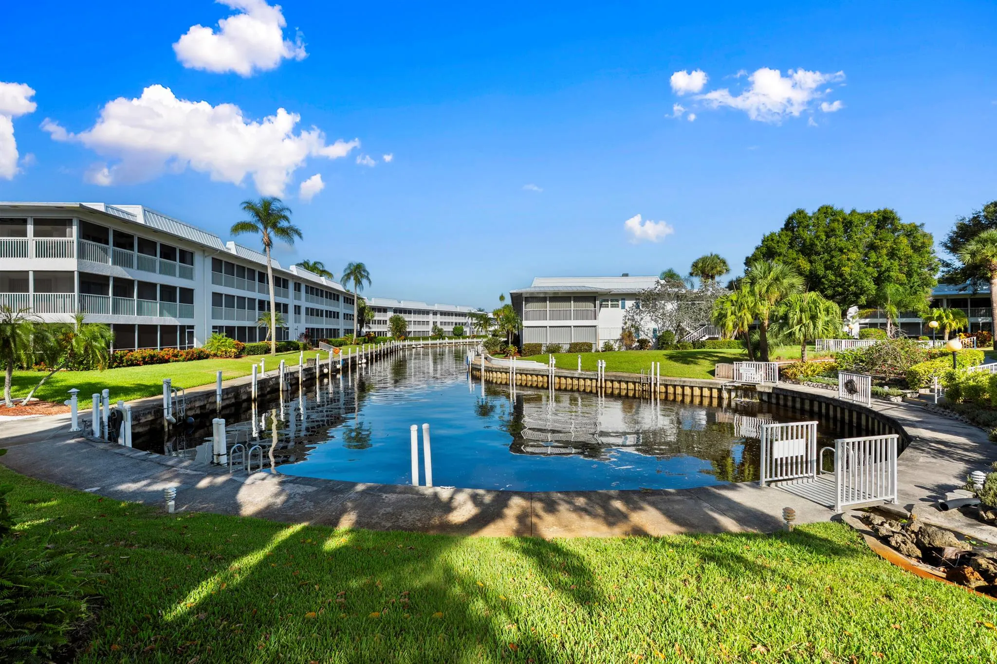 1862 SW Palm City Road, #206