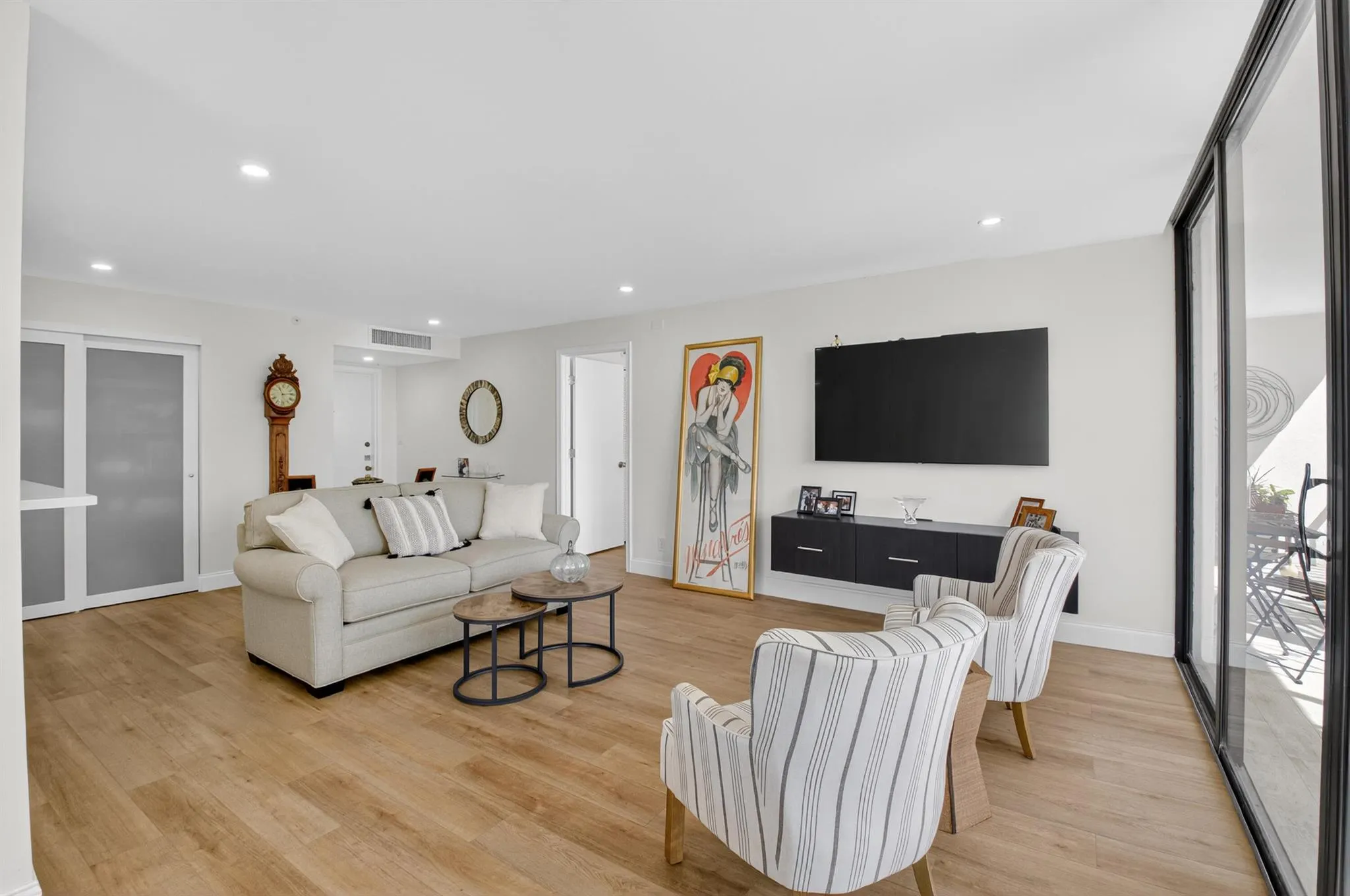 7847 Lakeside Boulevard, #1042