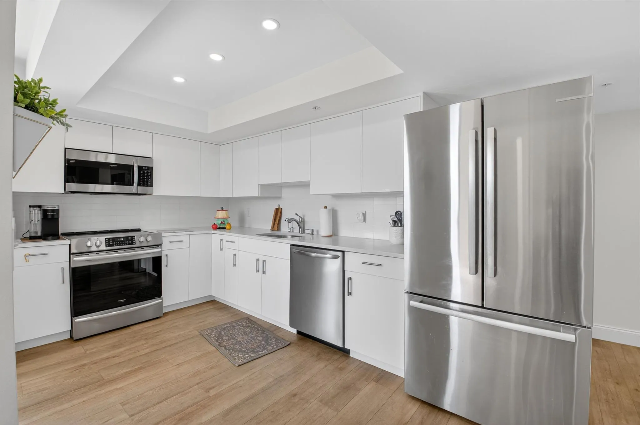 7847 Lakeside Boulevard, #1042