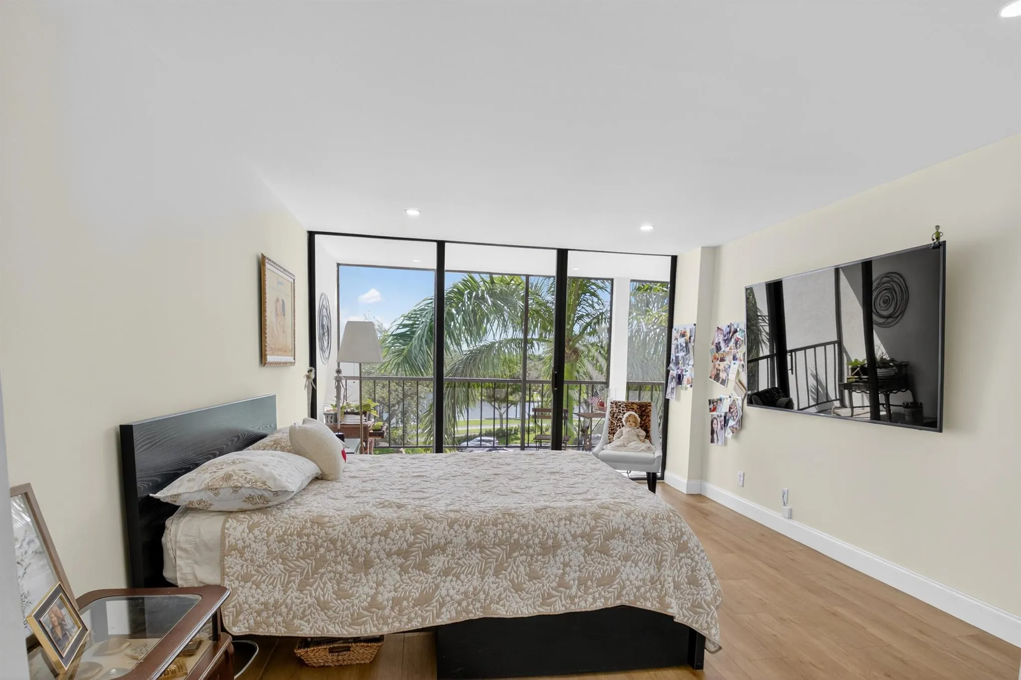 7847 Lakeside Boulevard, #1042