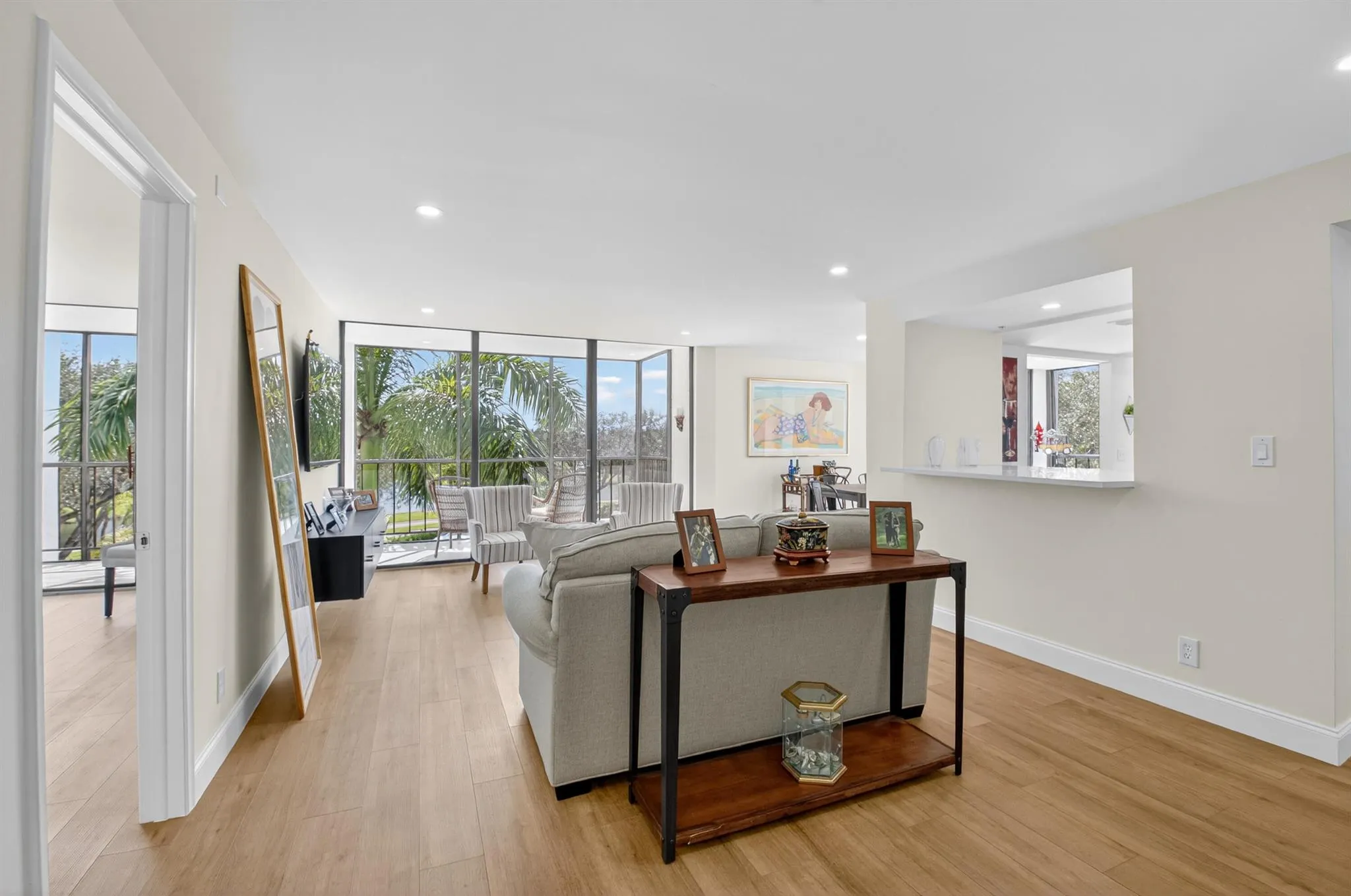 7847 Lakeside Boulevard, #1042