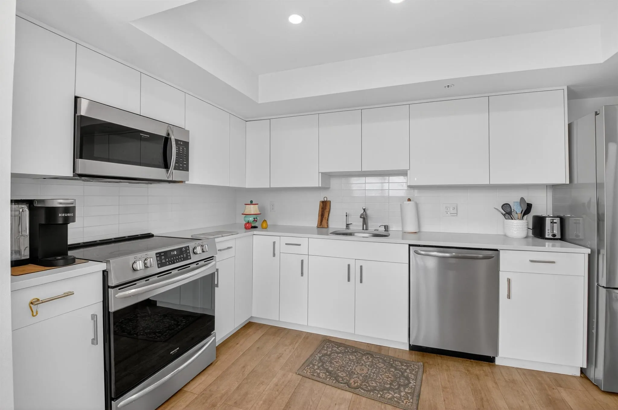 7847 Lakeside Boulevard, #1042