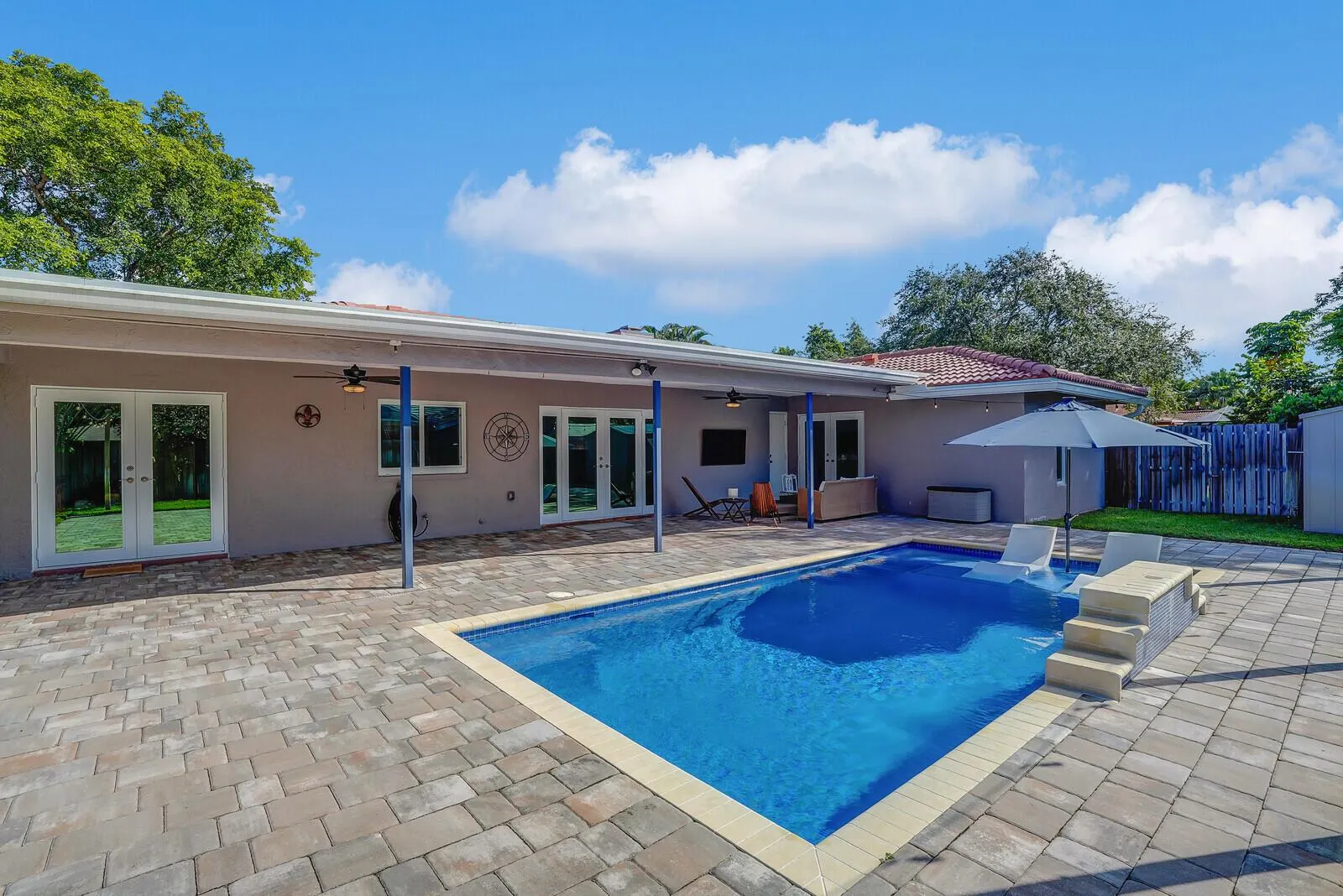 9900 NW 19th Street