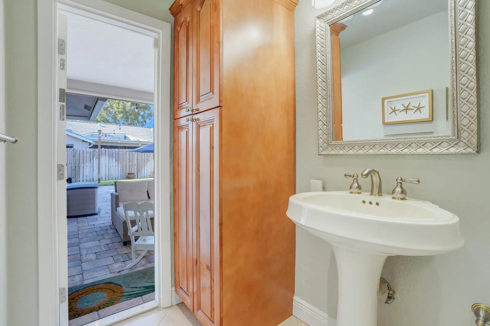 9900 NW 19th Street