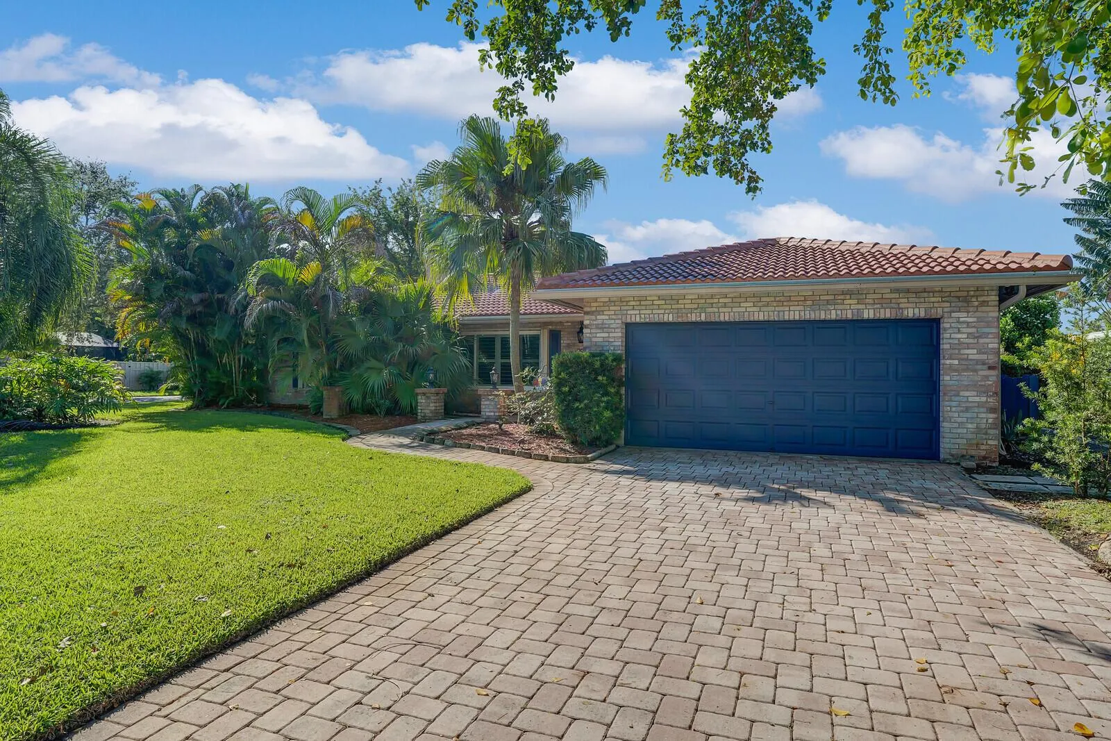 9900 NW 19th Street