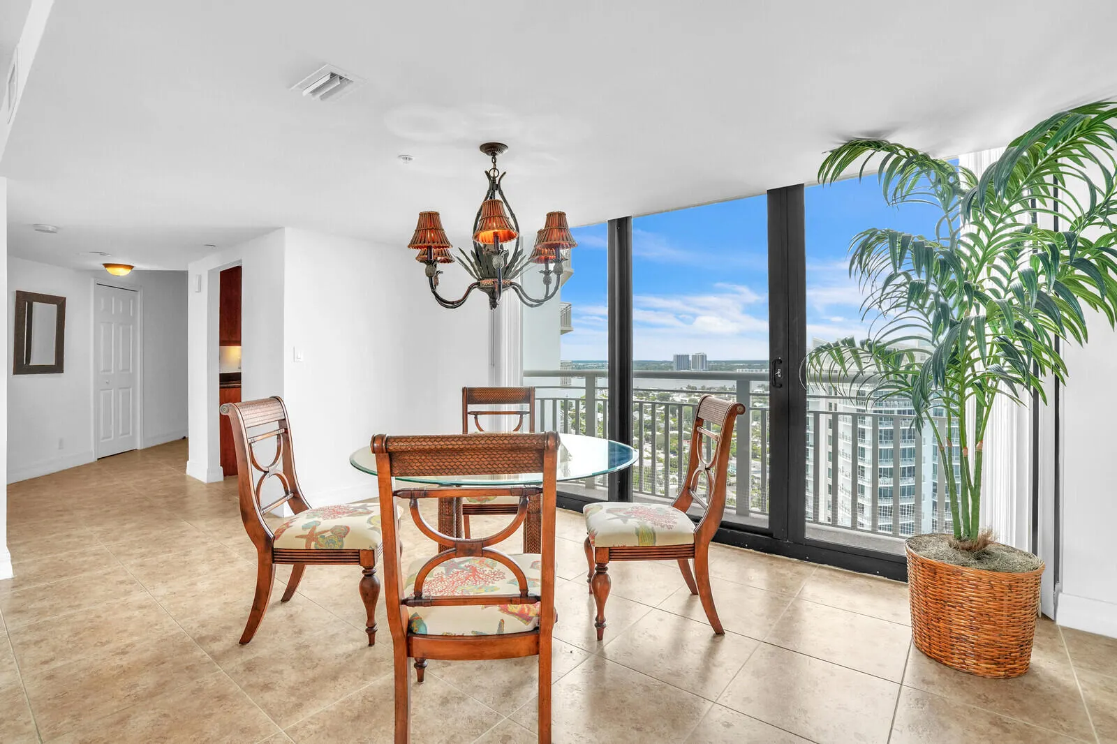 3000 N Ocean Drive, #25c