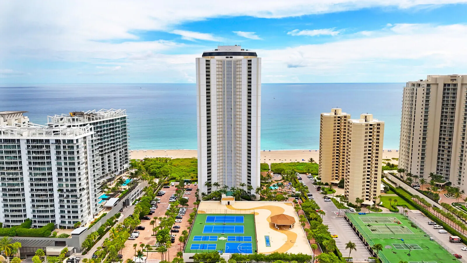 3000 N Ocean Drive, #25c
