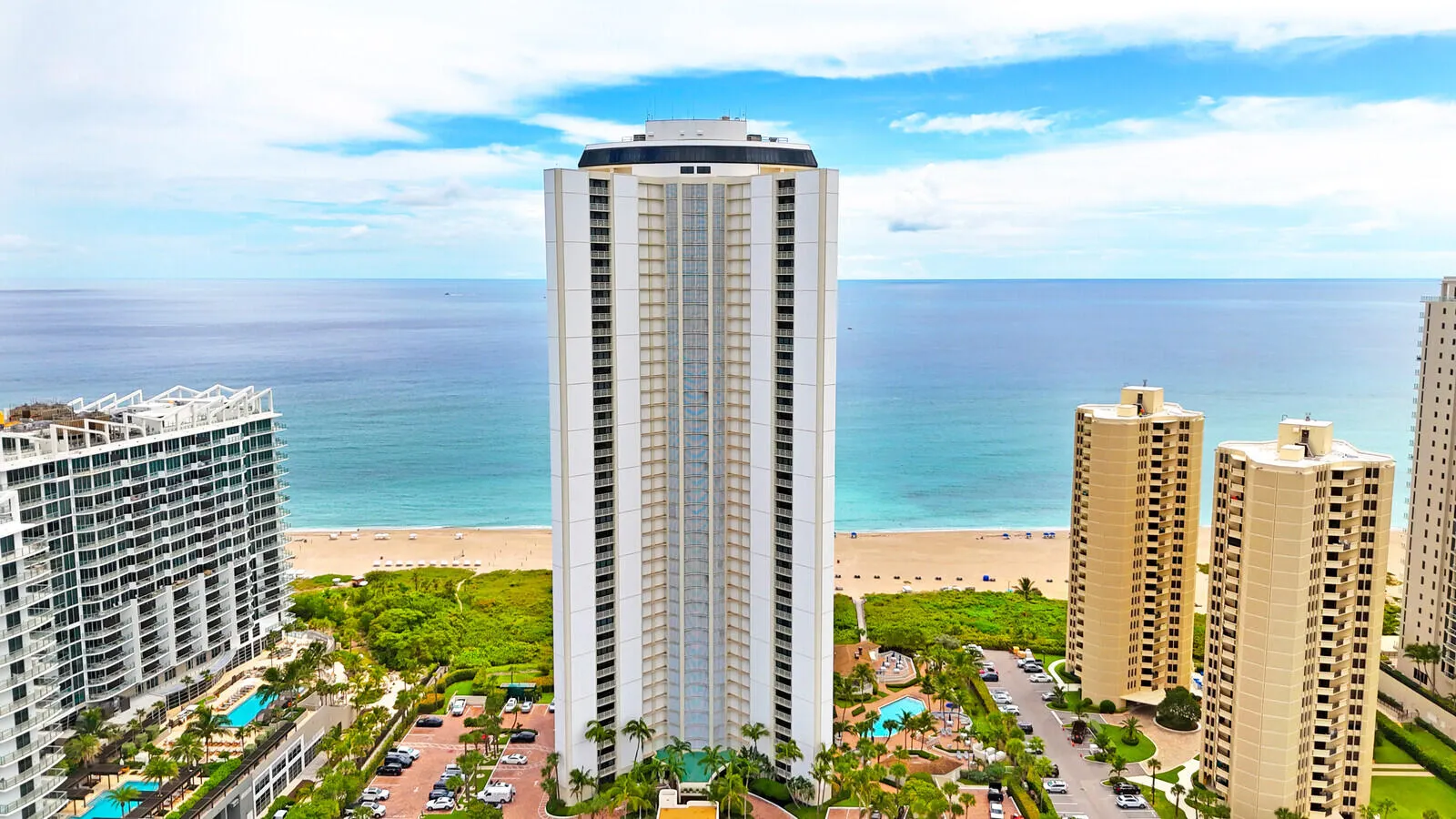 3000 N Ocean Drive, #25c