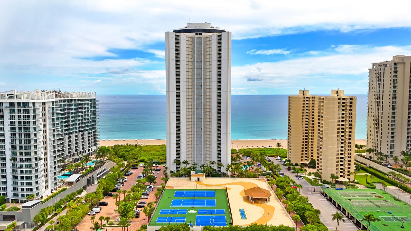 3000 N Ocean Drive, #25c