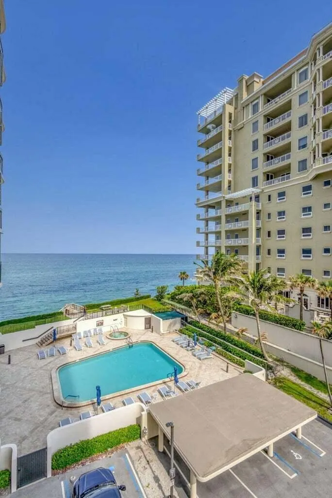 5380 N Ocean Drive, #5 B