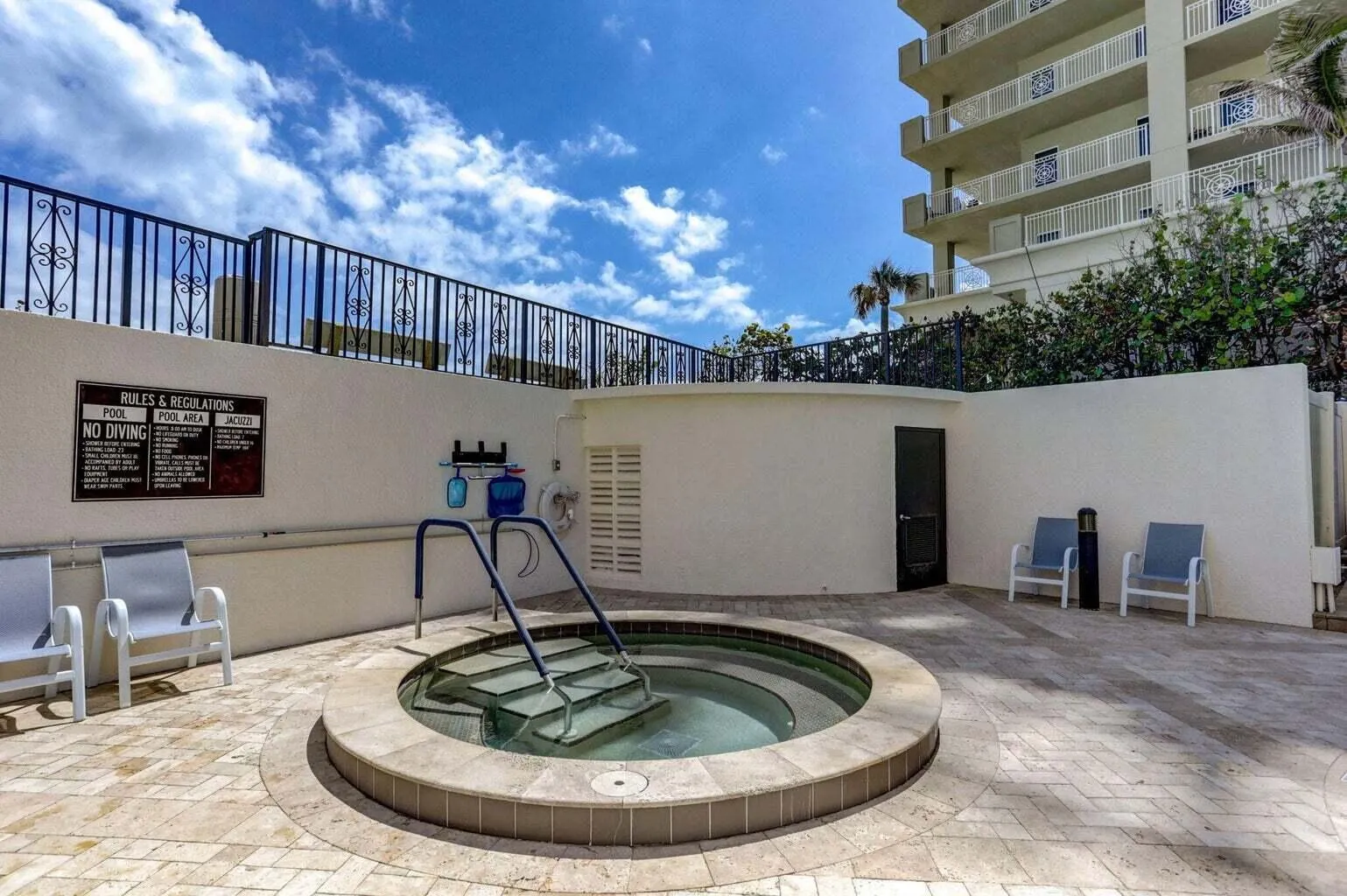 5380 N Ocean Drive, #5 B