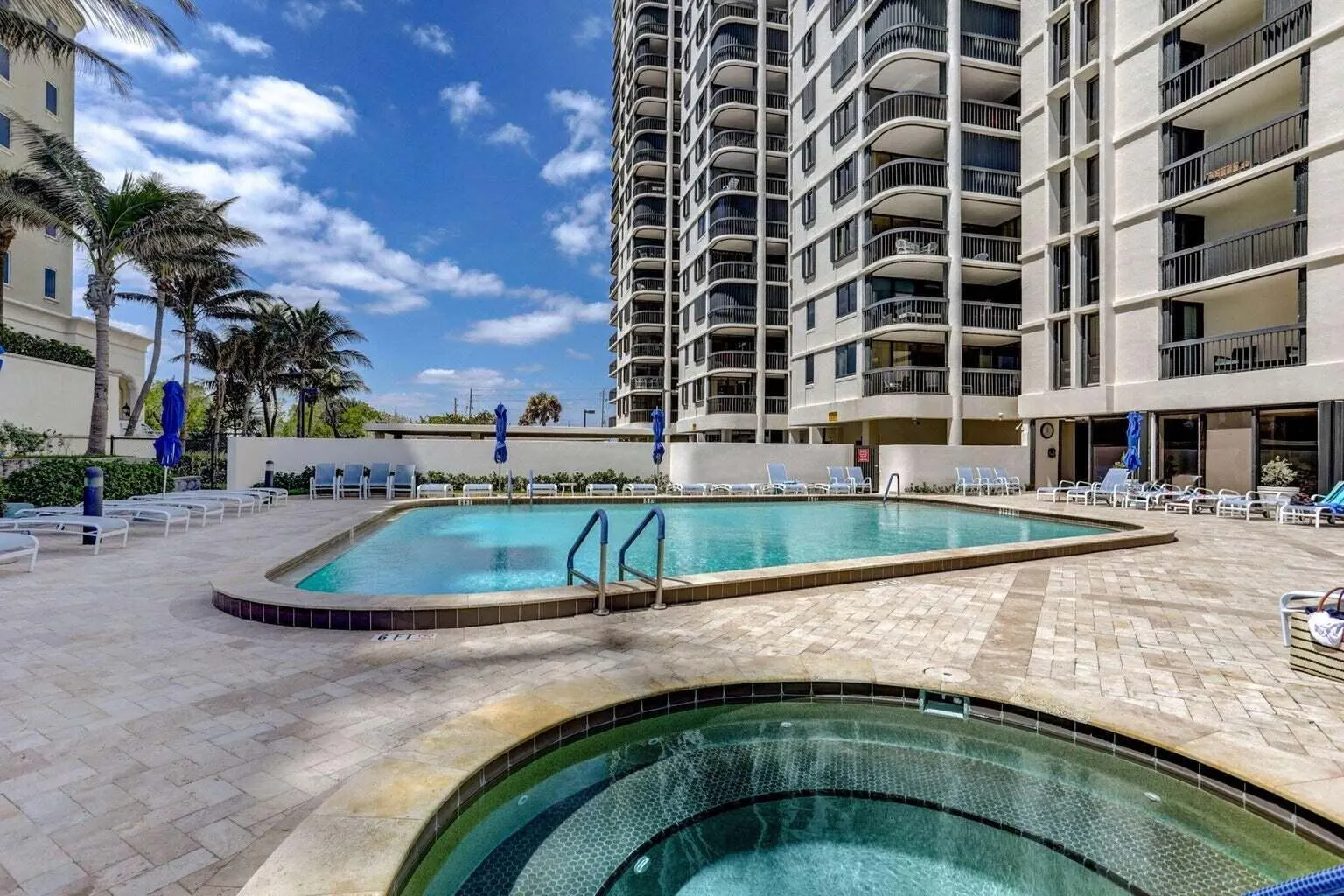 5380 N Ocean Drive, #5 B