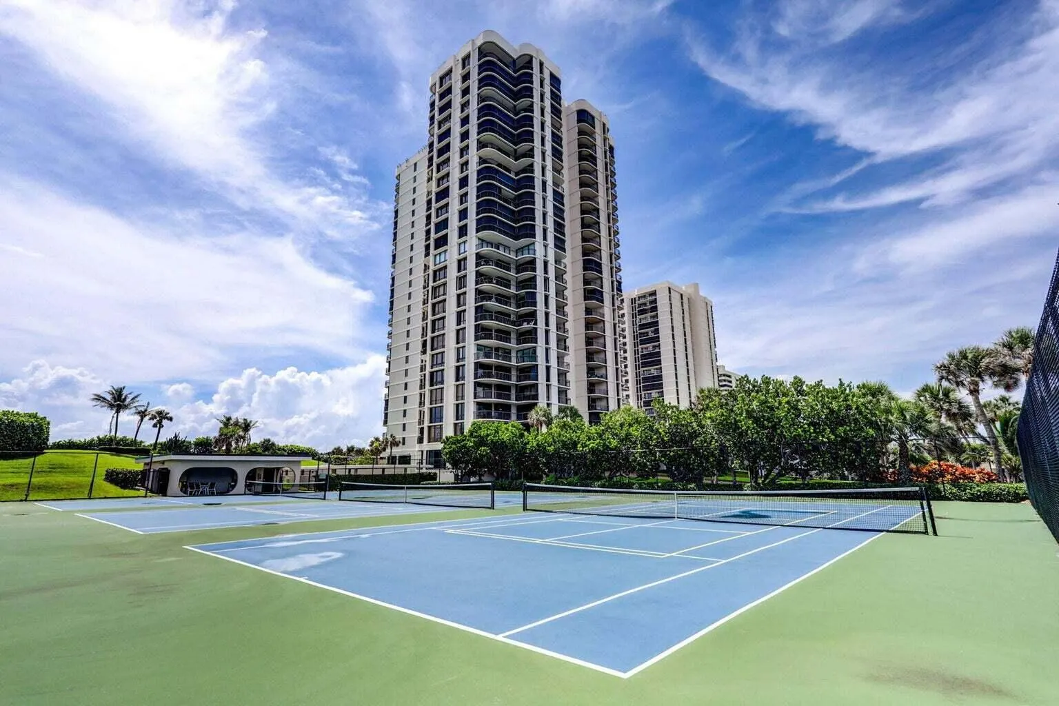 5380 N Ocean Drive, #5 B