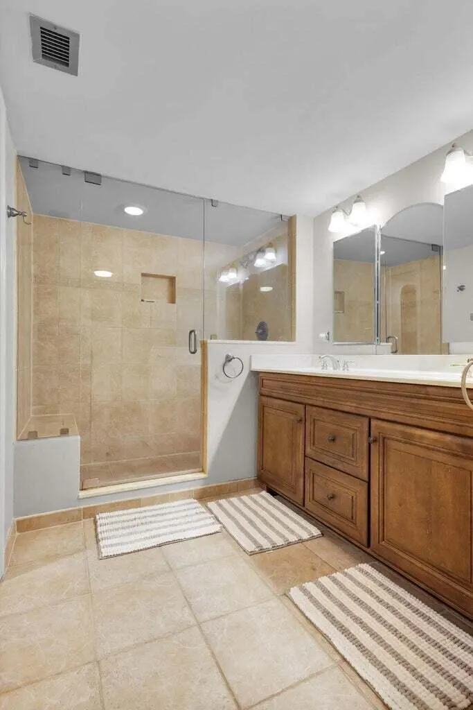 5380 N Ocean Drive, #5 B