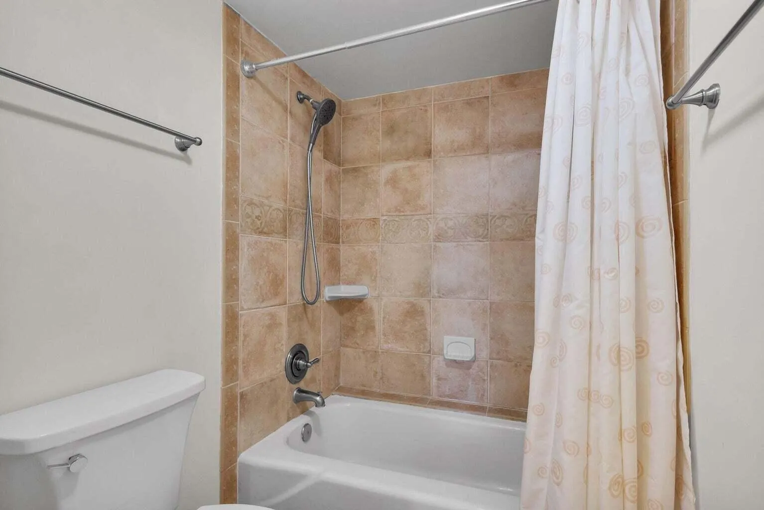 5380 N Ocean Drive, #5 B