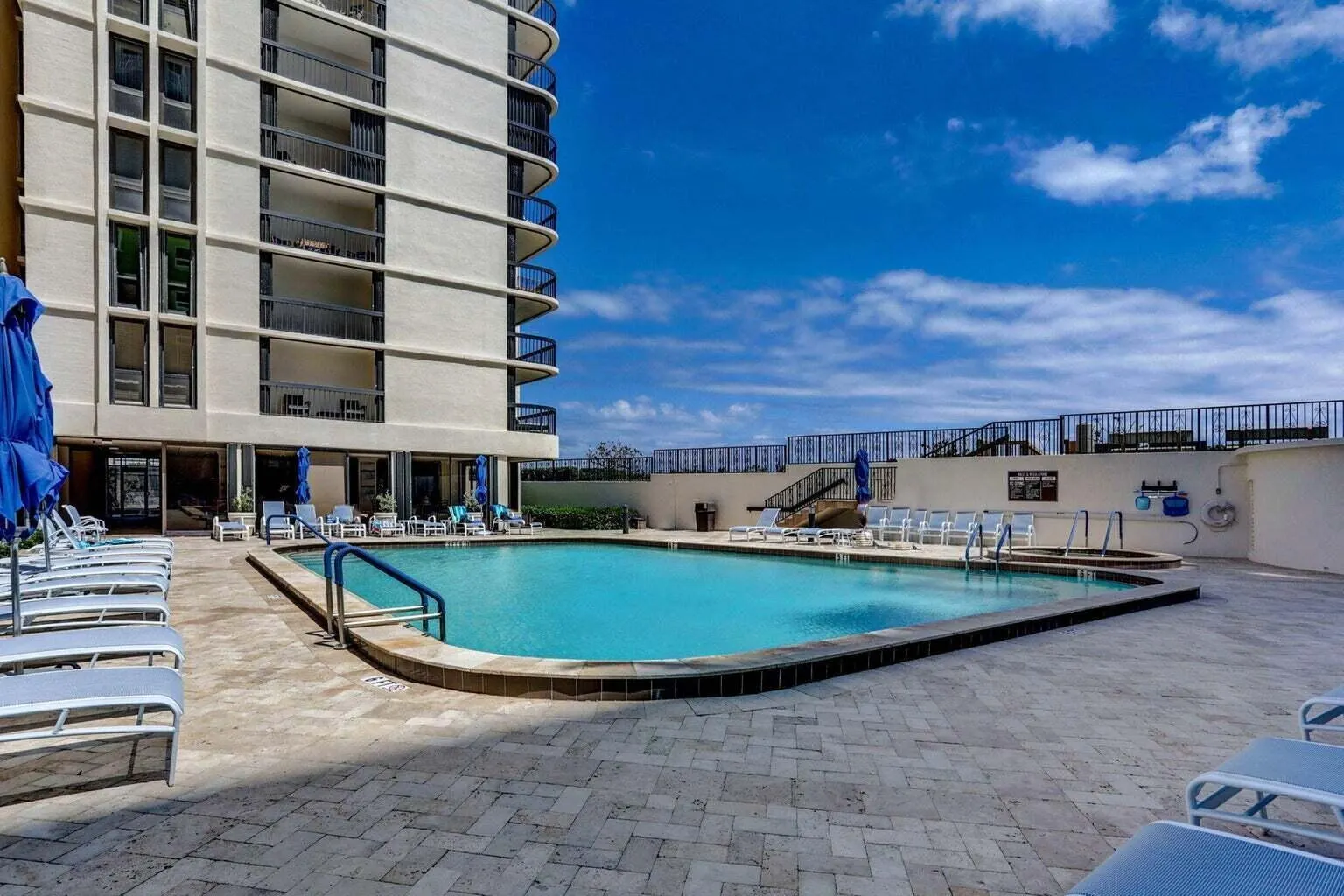 5380 N Ocean Drive, #5 B