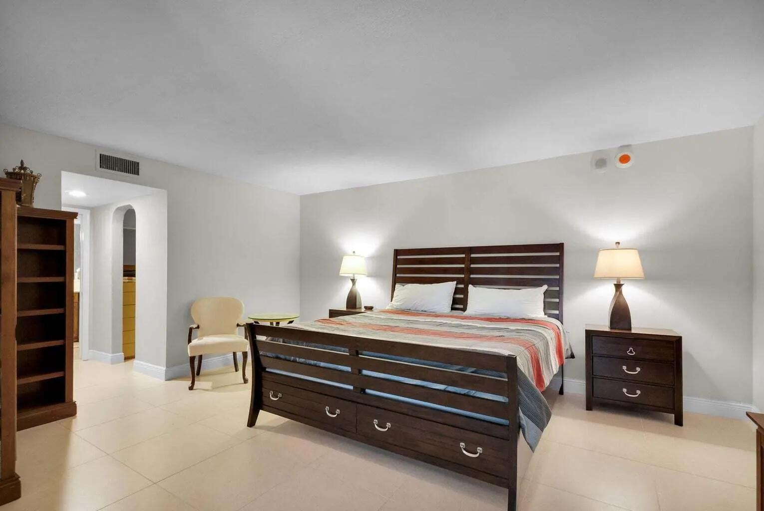 5380 N Ocean Drive, #5 B