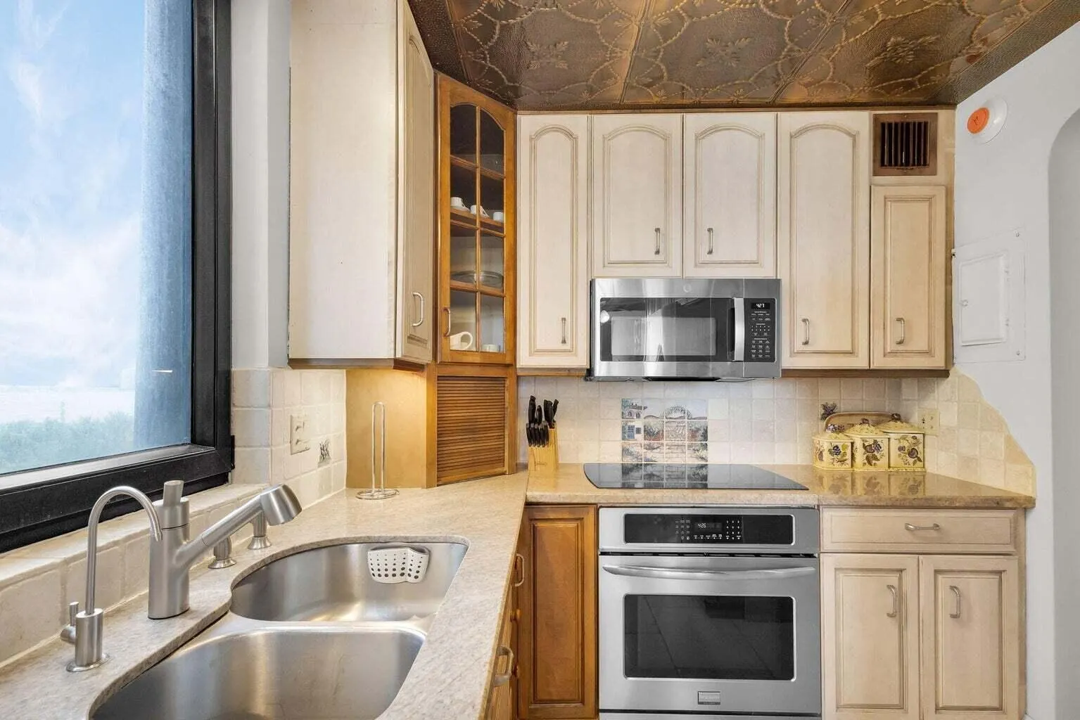 5380 N Ocean Drive, #5 B