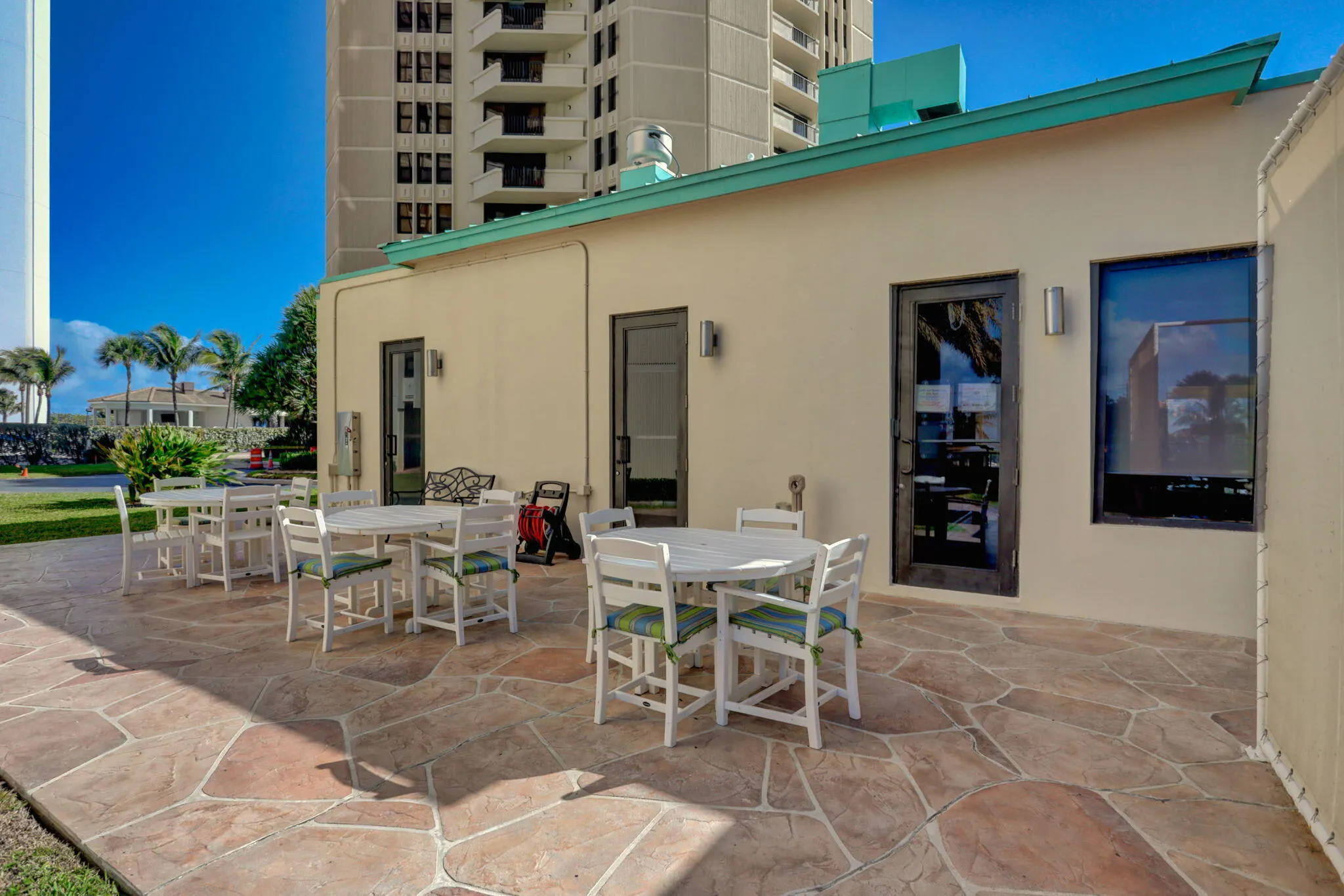 2800 N Ocean Drive, #A 10 A