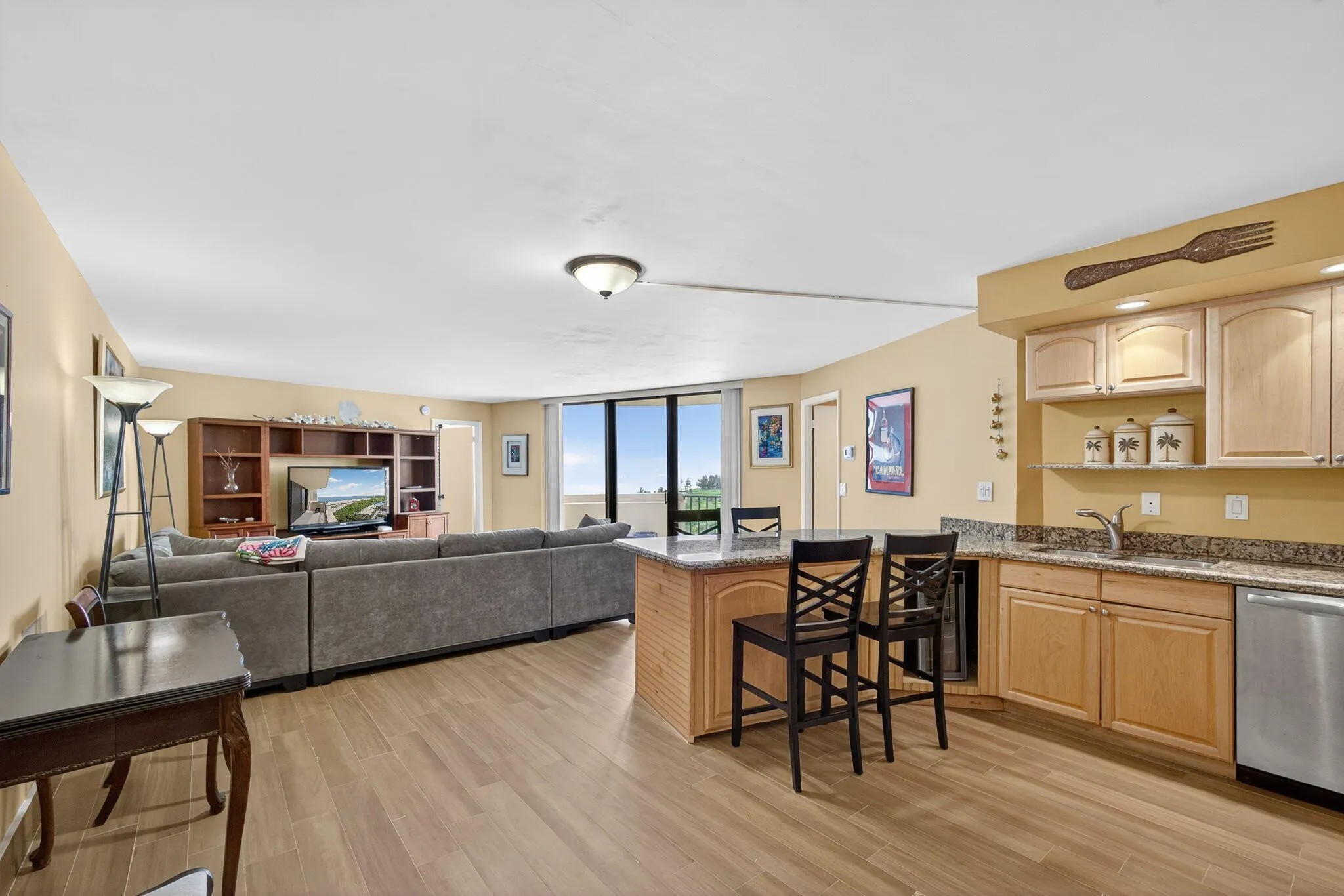 2800 N Ocean Drive, #A 10 A