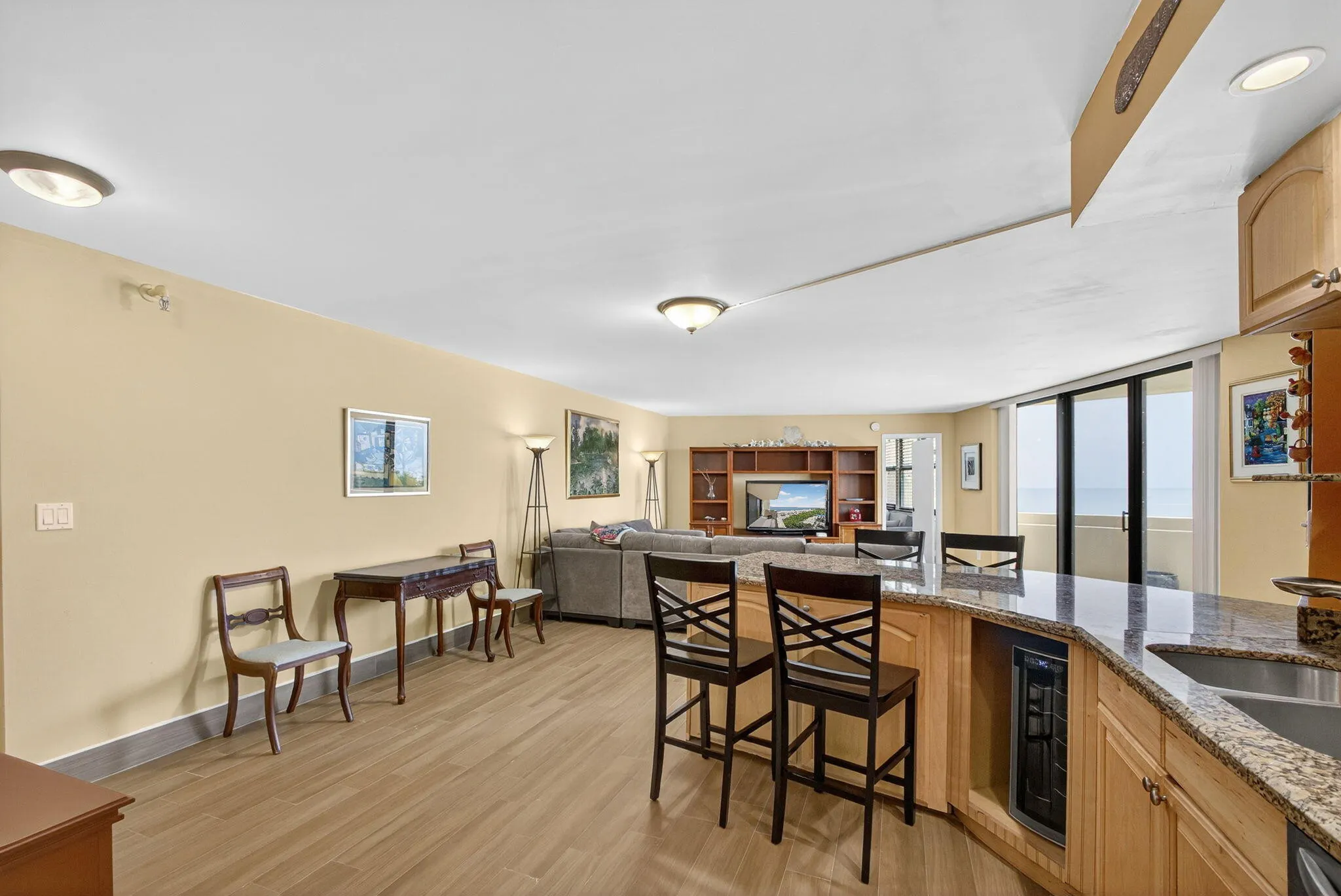 2800 N Ocean Drive, #A 10 A