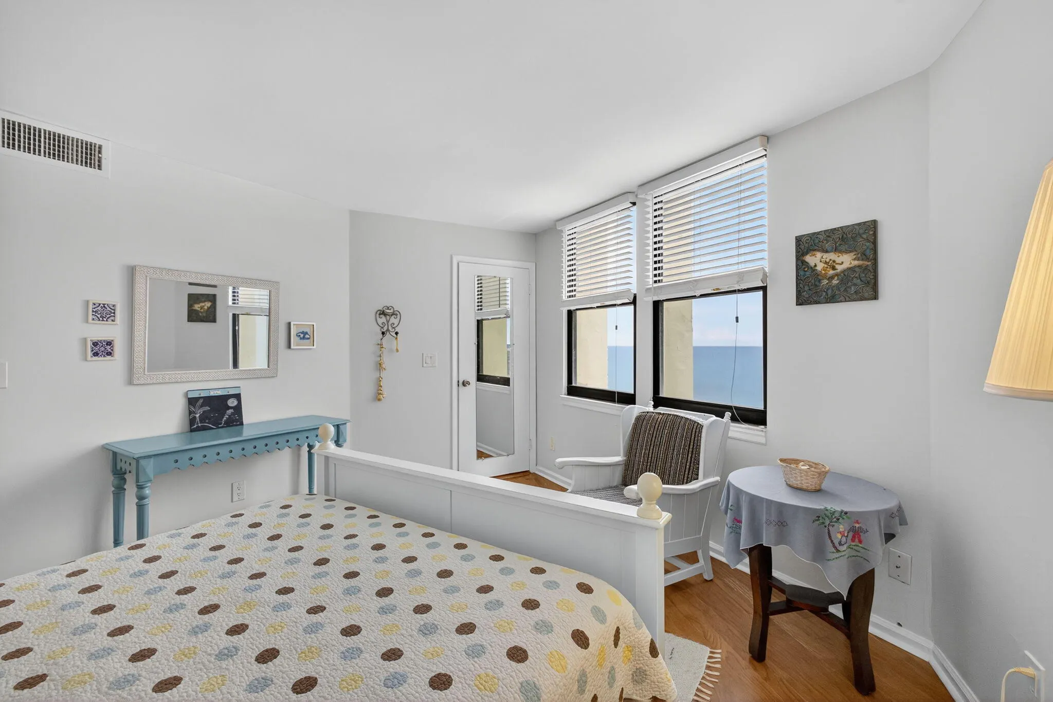 2800 N Ocean Drive, #A 10 A