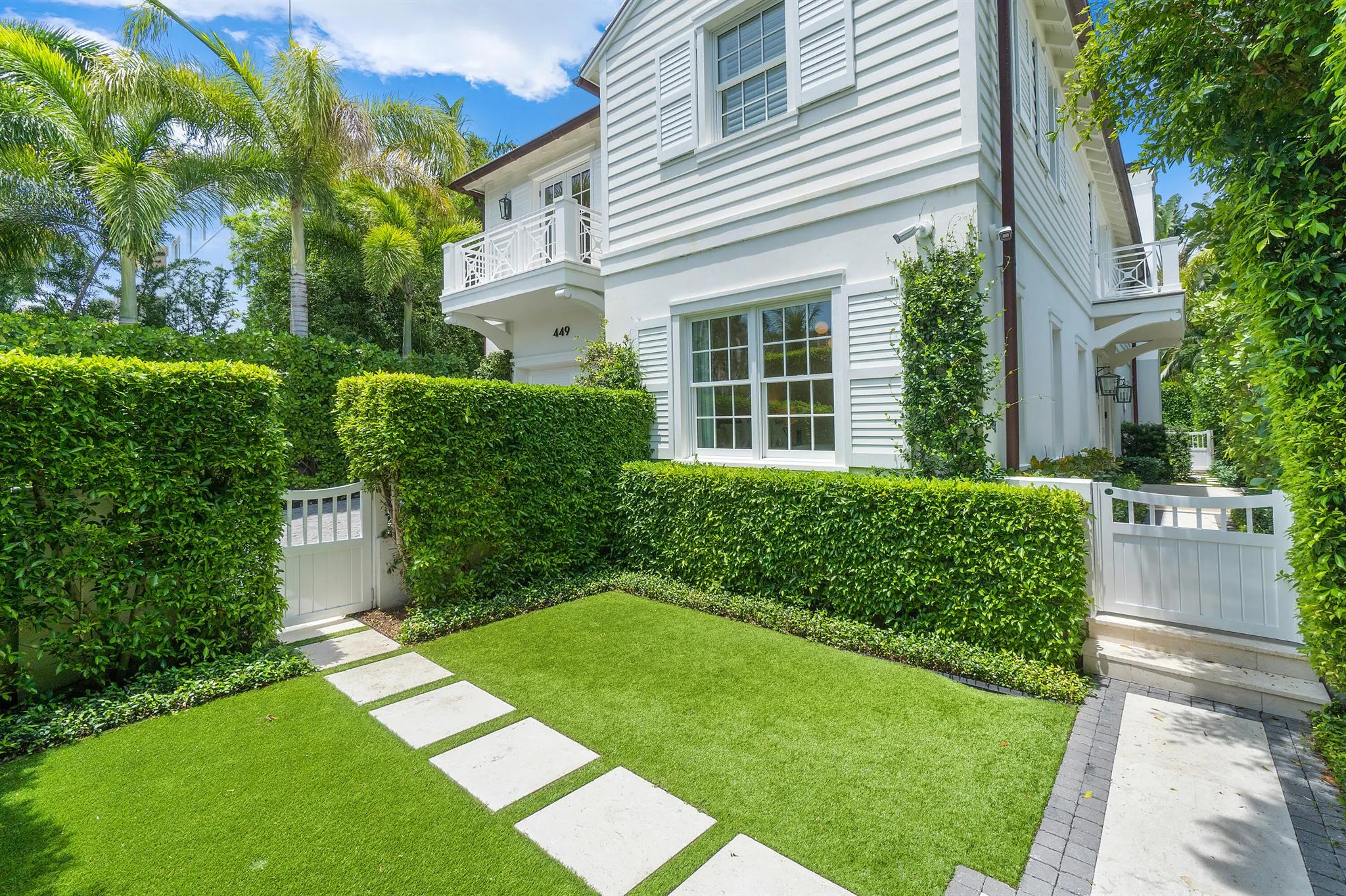 449 Australian Avenue