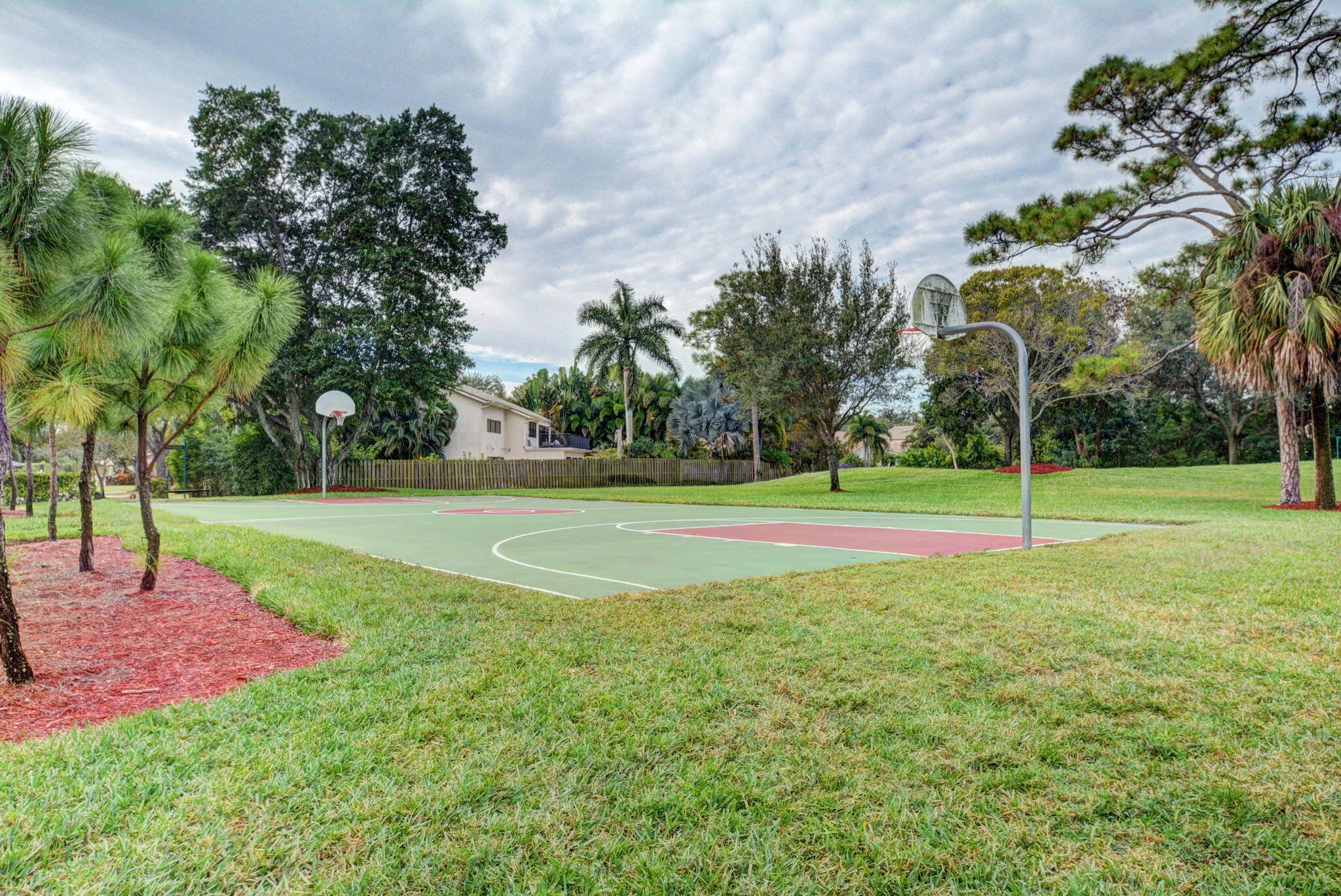 4720 NW 28th Avenue