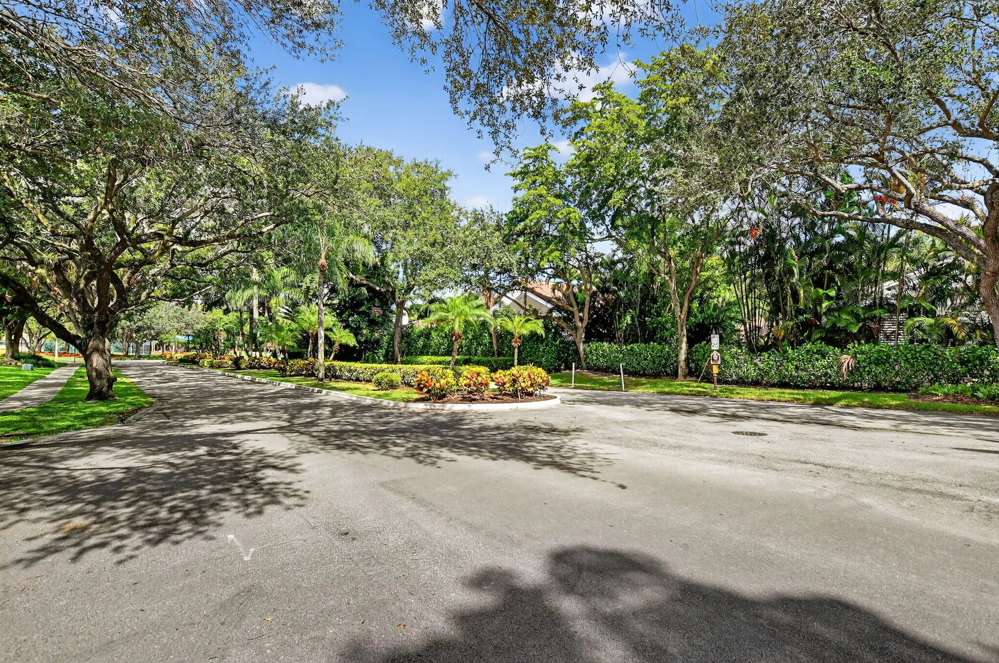 4720 NW 28th Avenue
