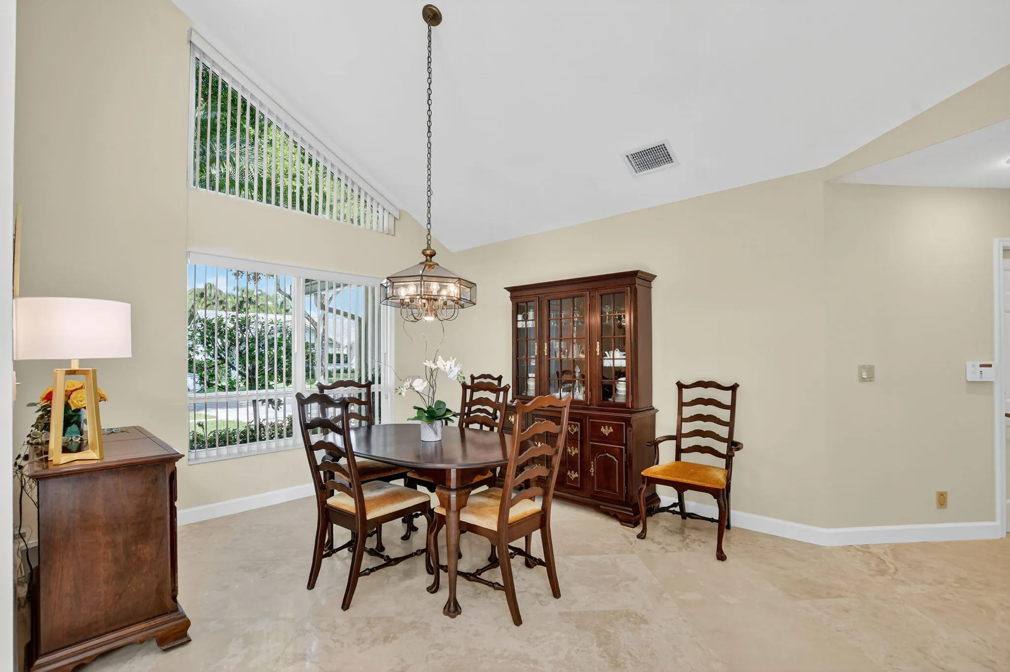 4720 NW 28th Avenue