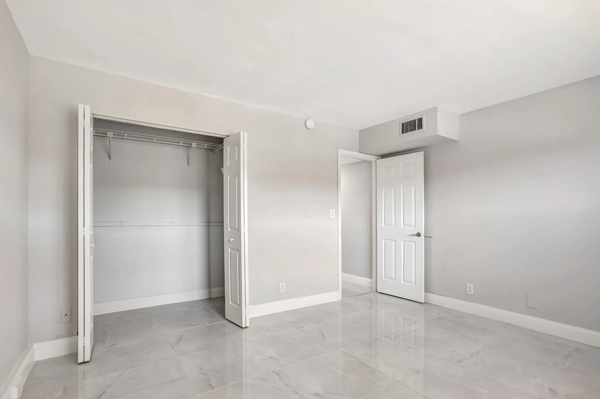 2202 Lucaya Bend, #G2