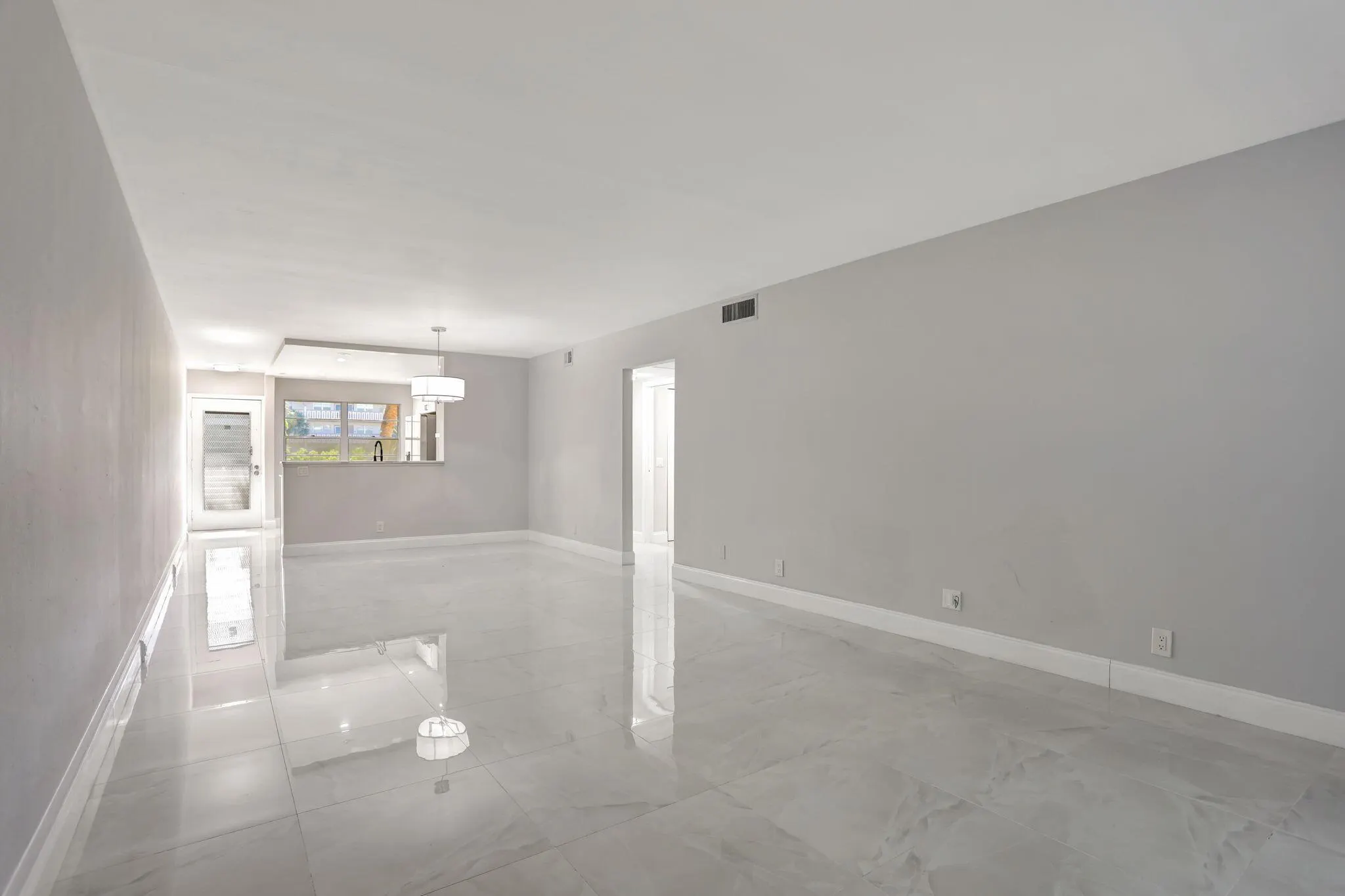 2202 Lucaya Bend, #G2