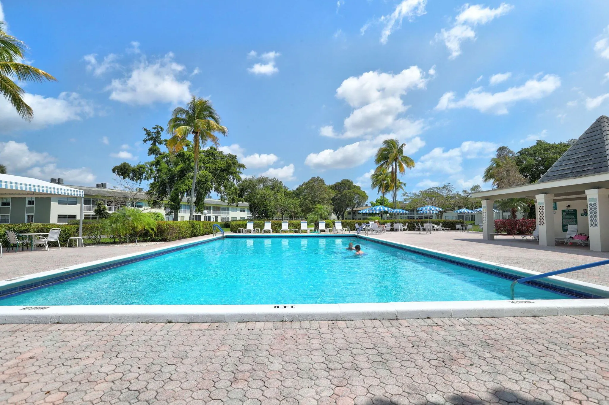 2202 Lucaya Bend, #G2