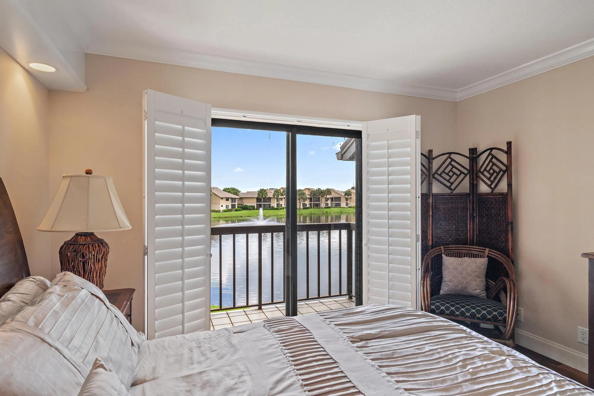 3881 Back Bay Drive, #220