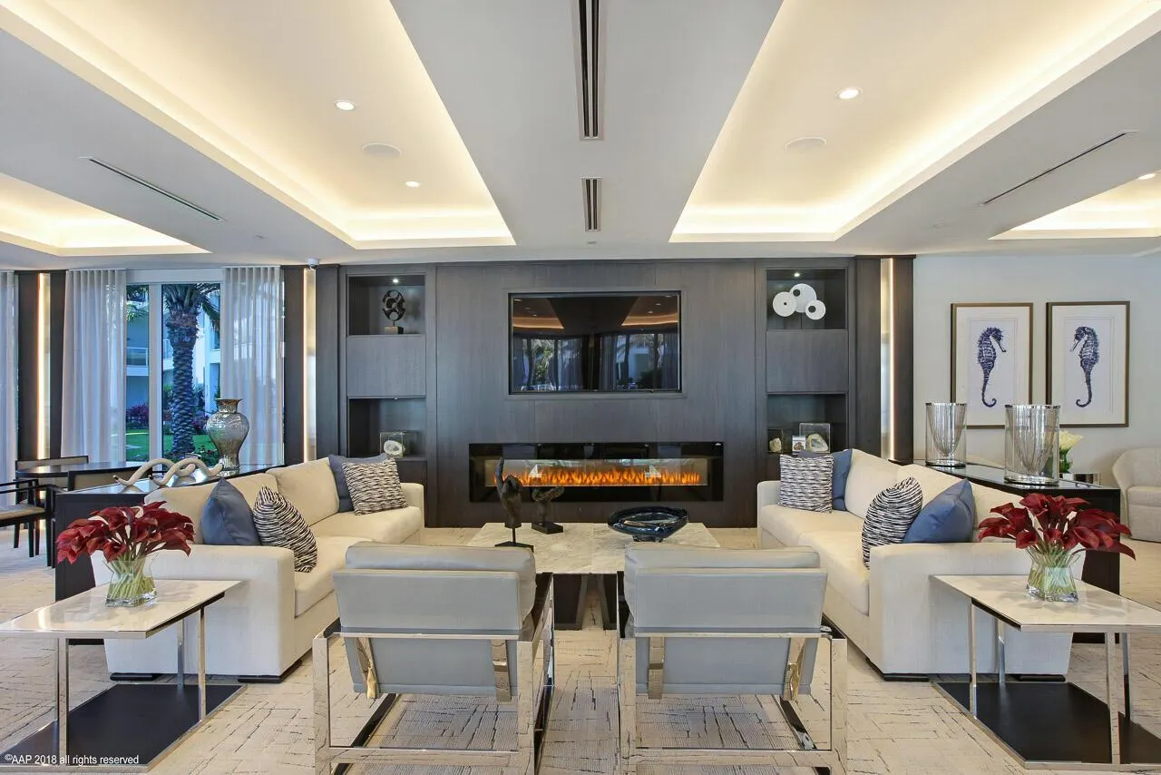 1 Water Club Way, #704