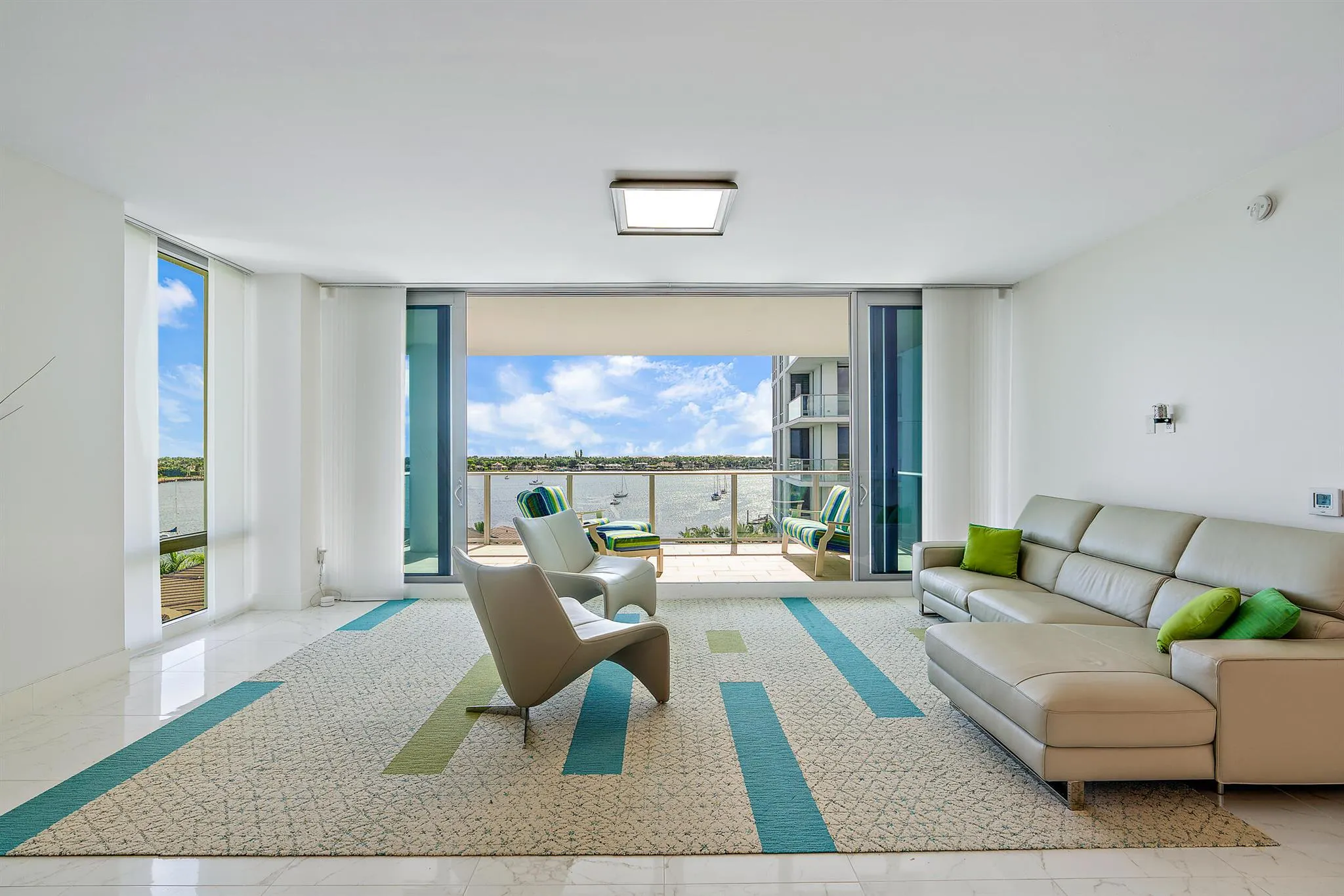 1 Water Club Way, #704