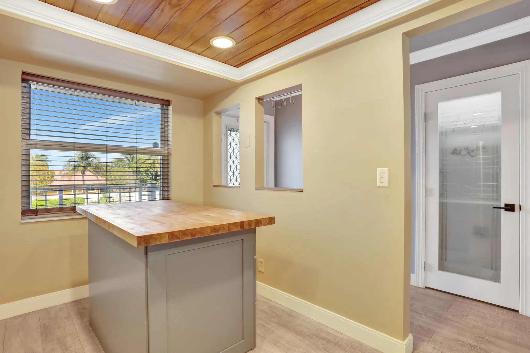 7800 NW 18th Street, #201