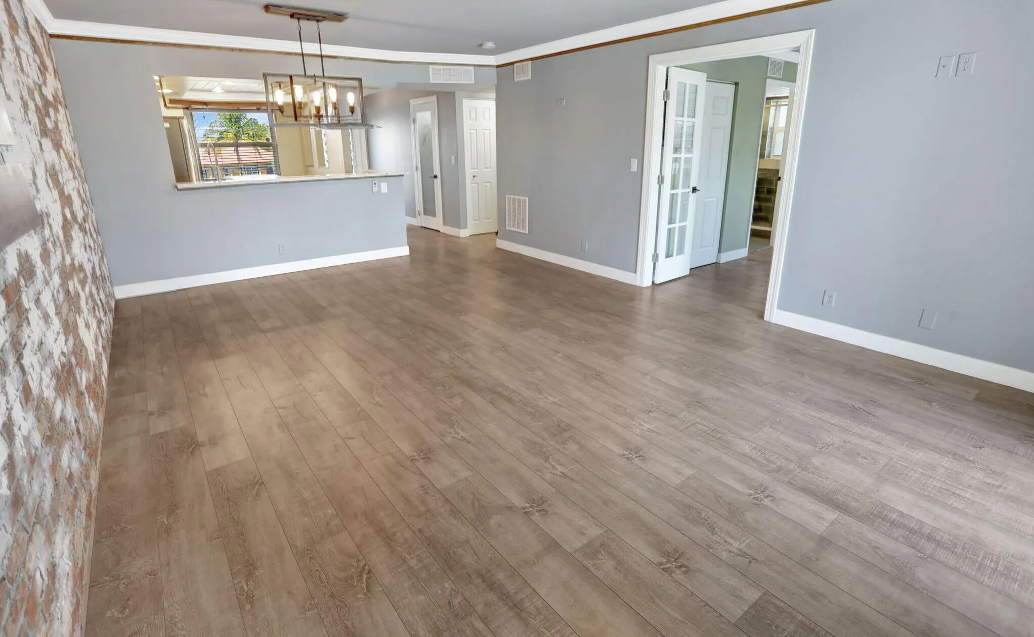 7800 NW 18th Street, #201