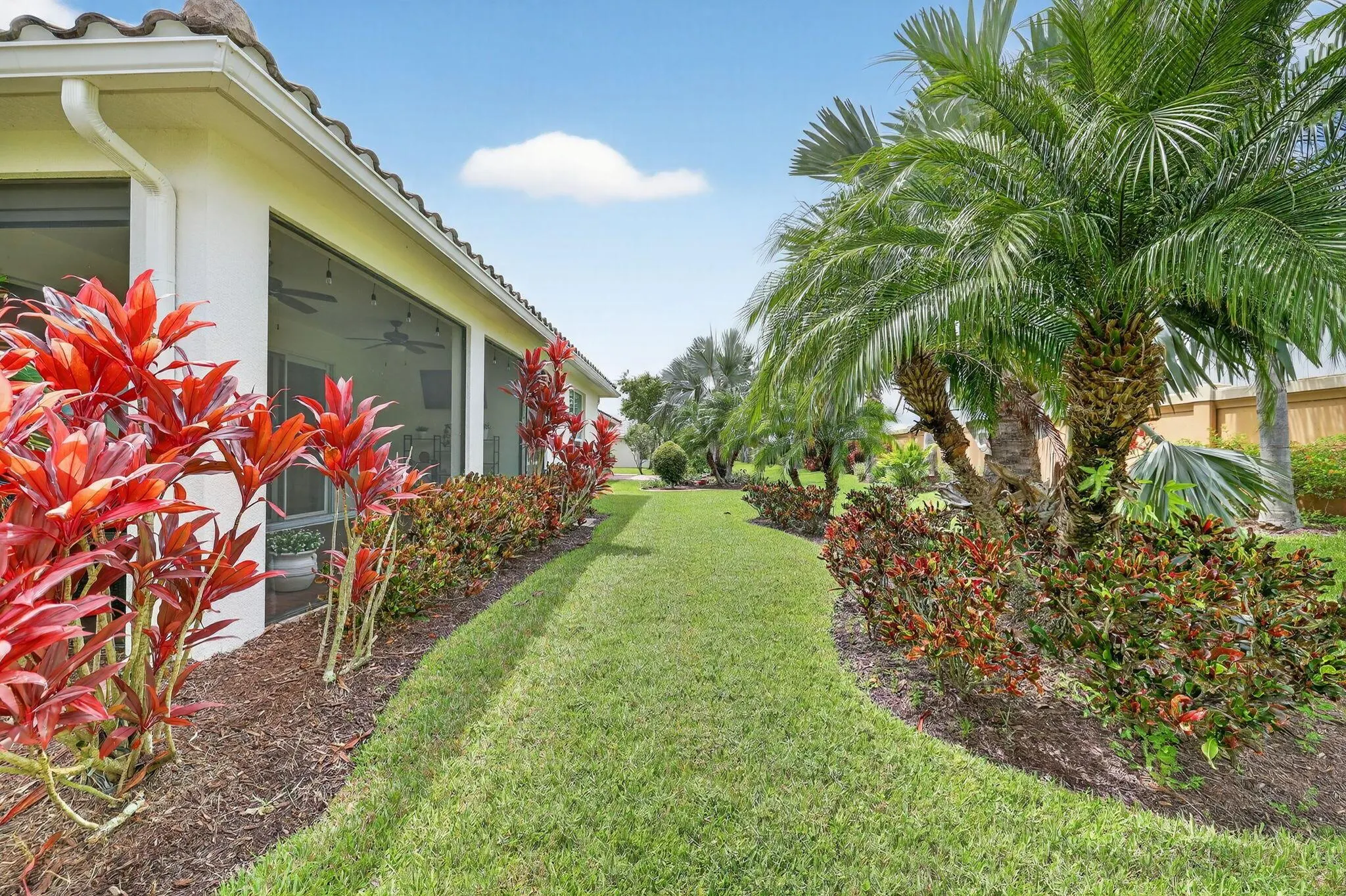 9624 SW Royal Poinciana Drive