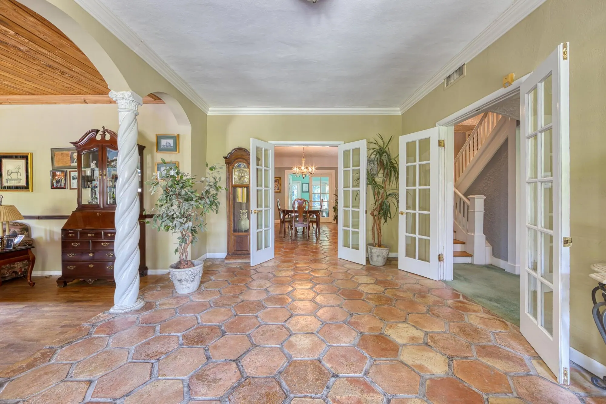 270 Cordova Road