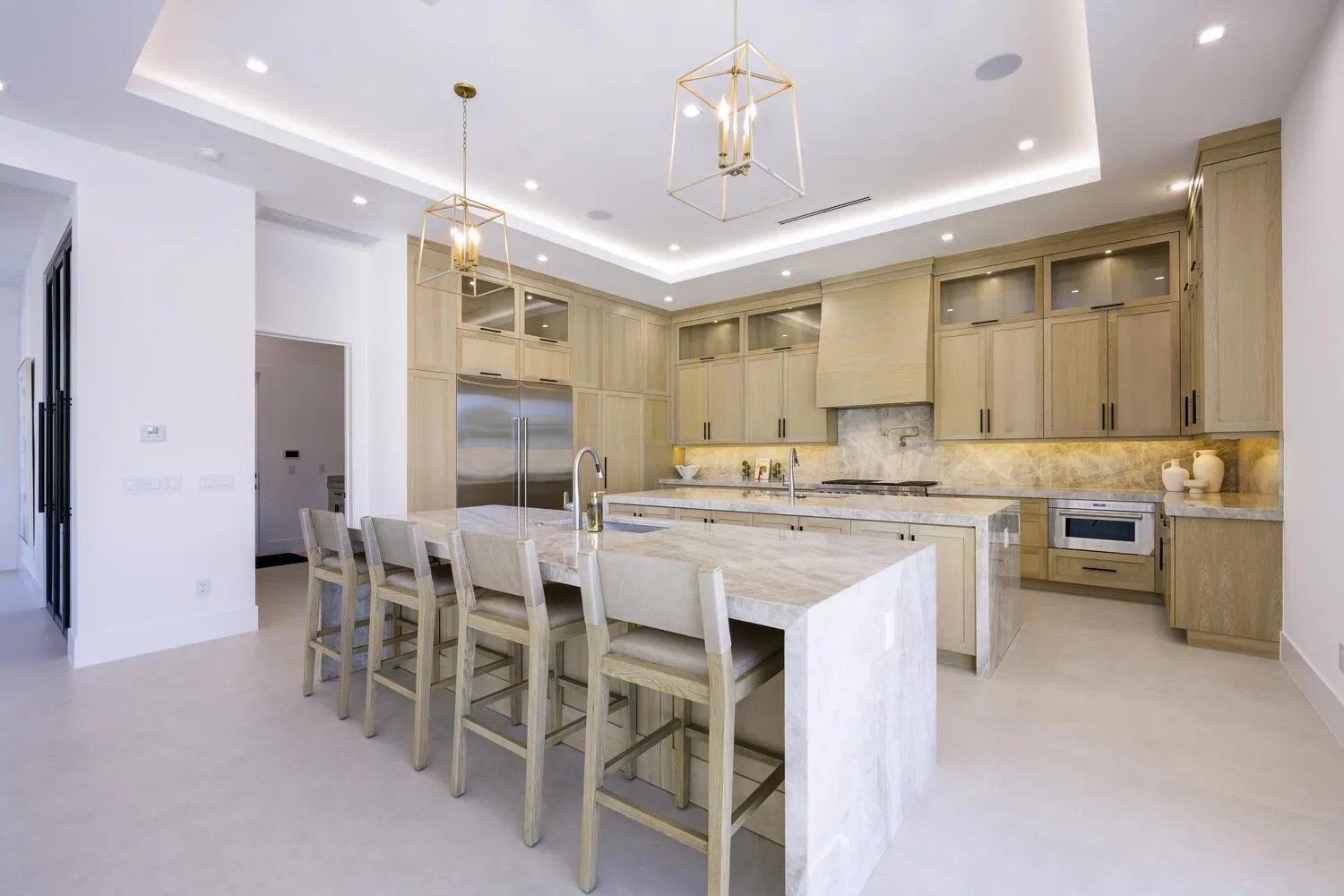 2408 Azure Circle