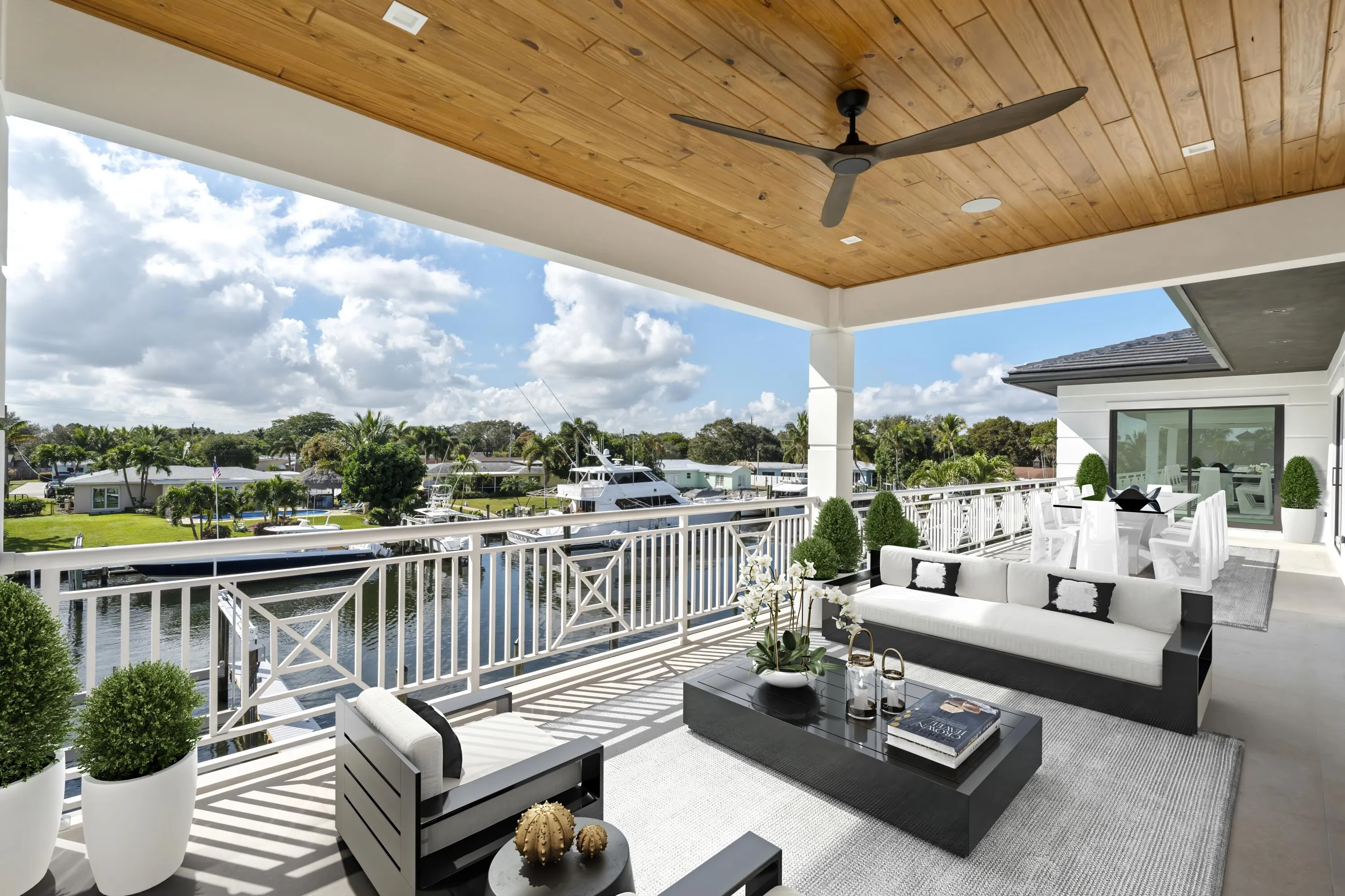 2408 Azure Circle